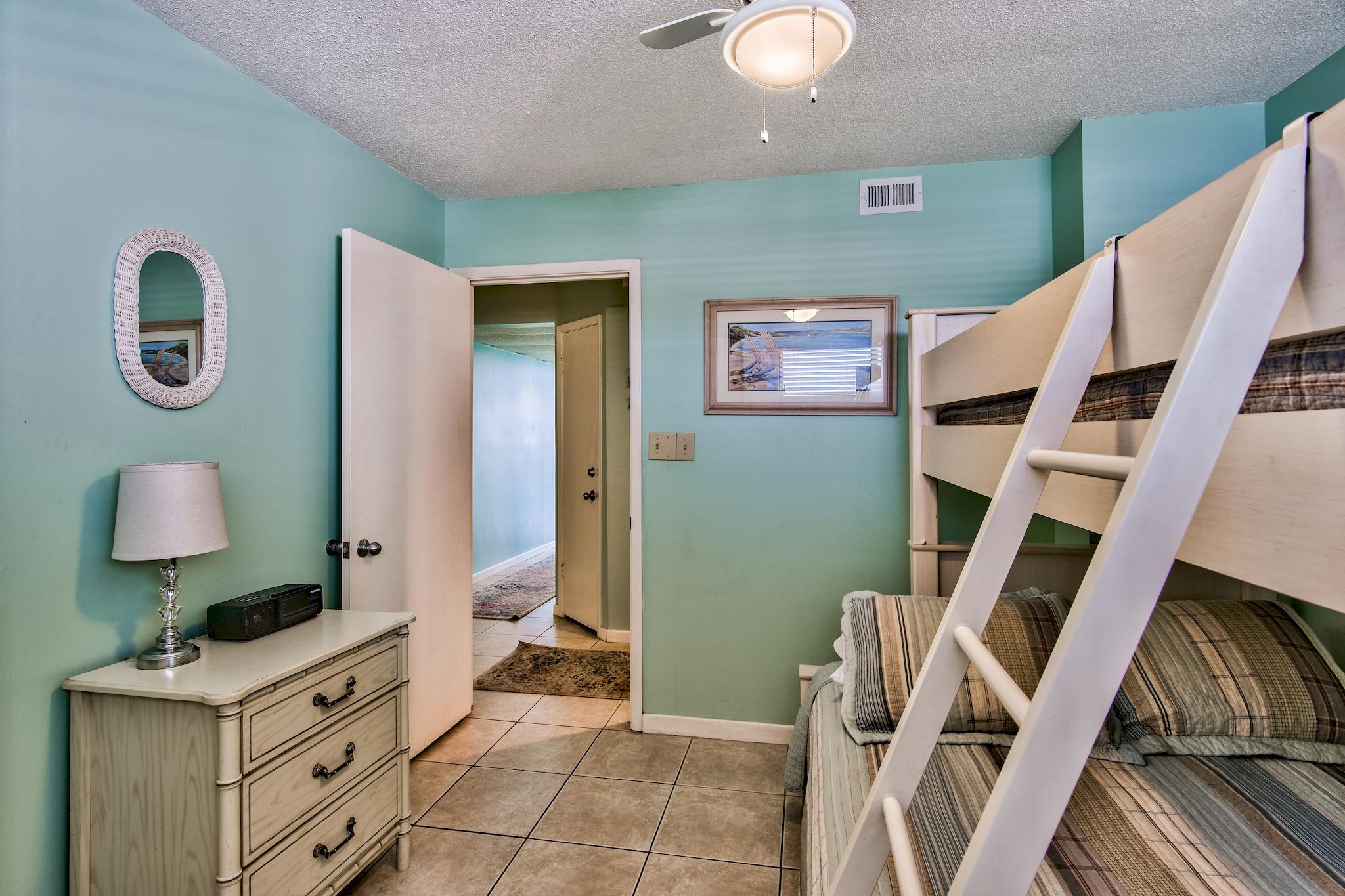 AQUAVISTA CONDO - Residential