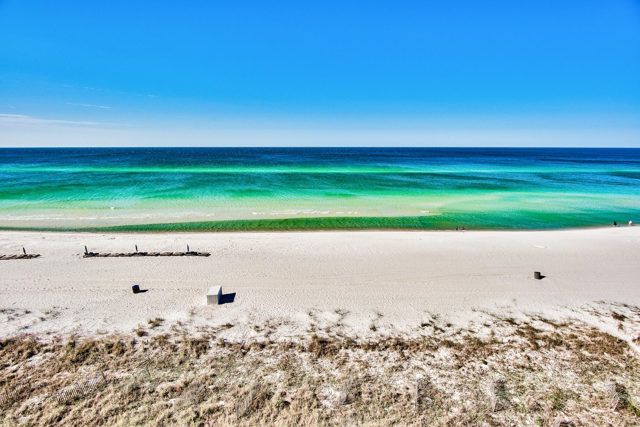 Are You Looking For The Perfect Condo? Look No Further! Aquavista Is A Low Density Complex With Great Amenities. This Unit Has 2 Bedrooms & 2 Bathrooms With An Open Concept Living/ Dining/Kitchen Area. This 6th Floor Unit Also Boasts A Large Balcony With Amazing Unobstructed Views! Aquavista Is Located On The West End Of Panama City Beach Close To Pier Park, Restaurants, Activities, And More! This Is The Unit You Have Been Waiting For!