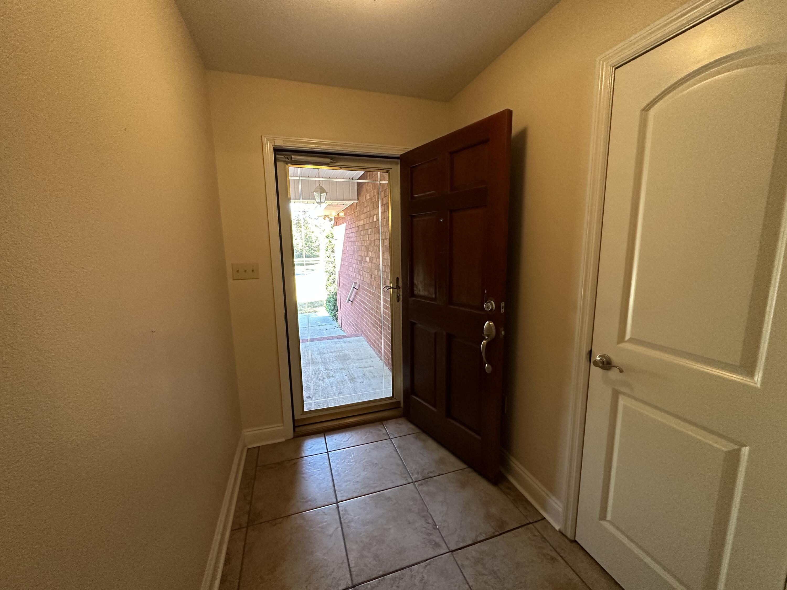 METES & BOUNDS - Residential Lease