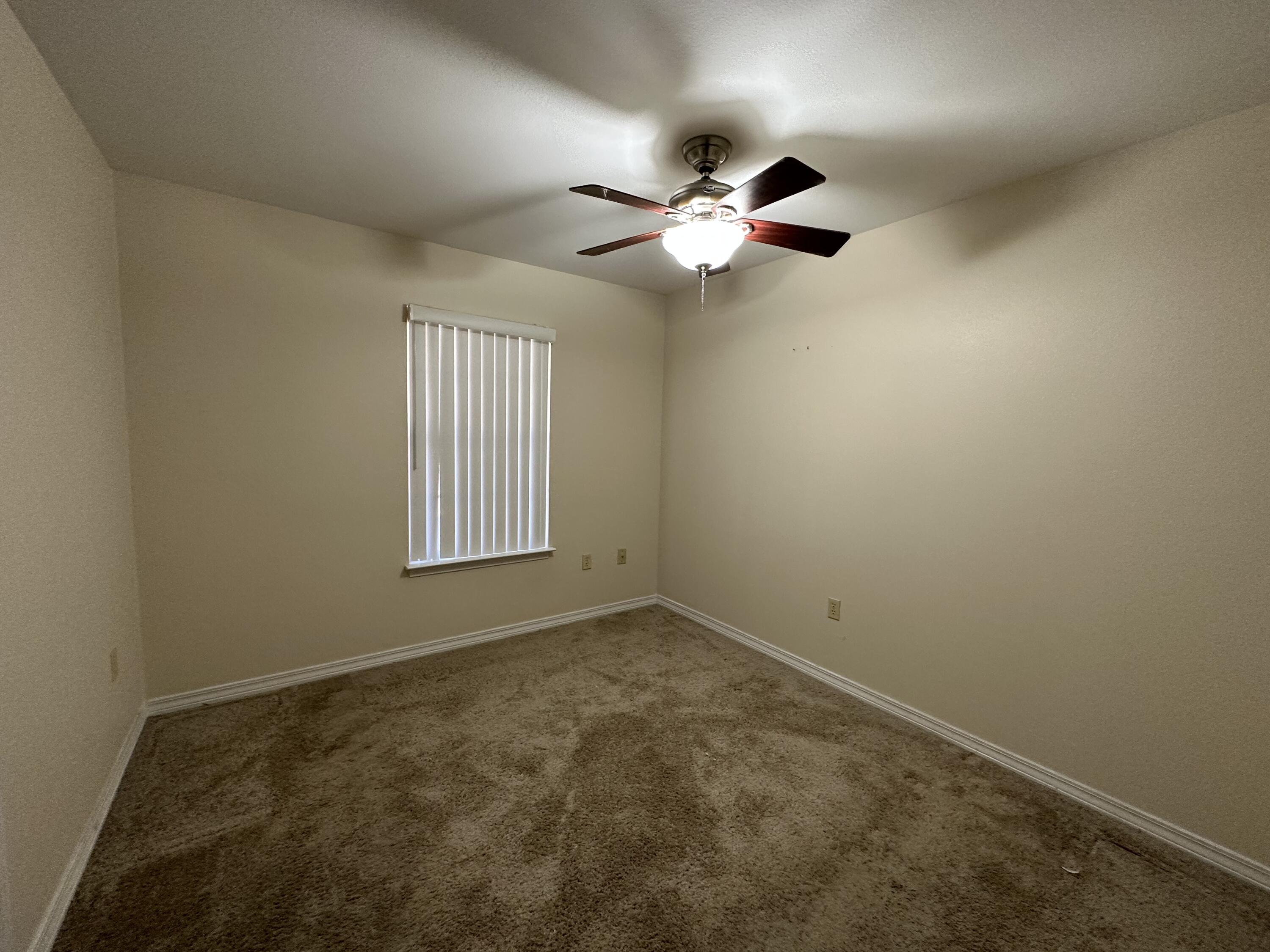 METES & BOUNDS - Residential Lease