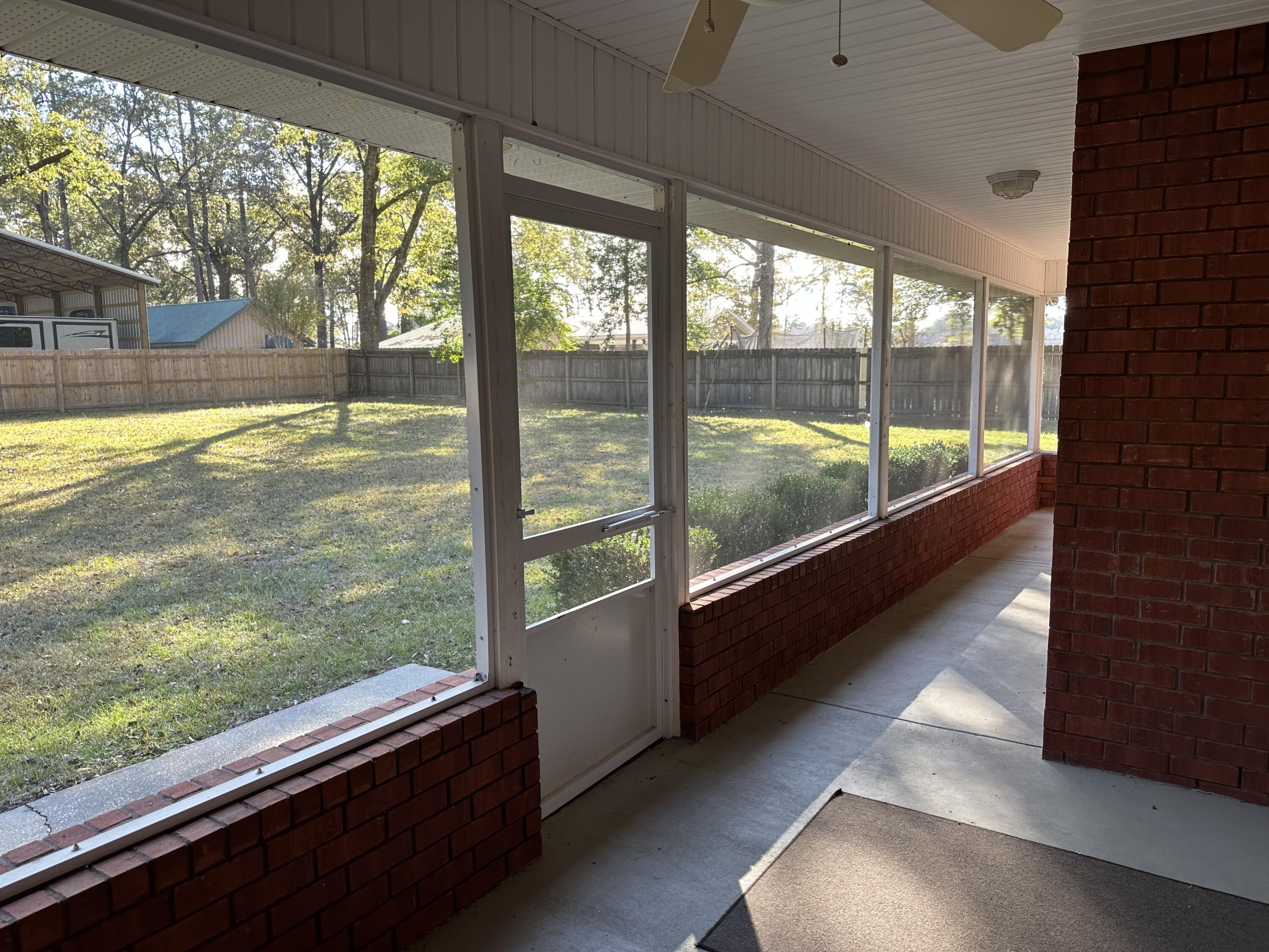 METES & BOUNDS - Residential Lease