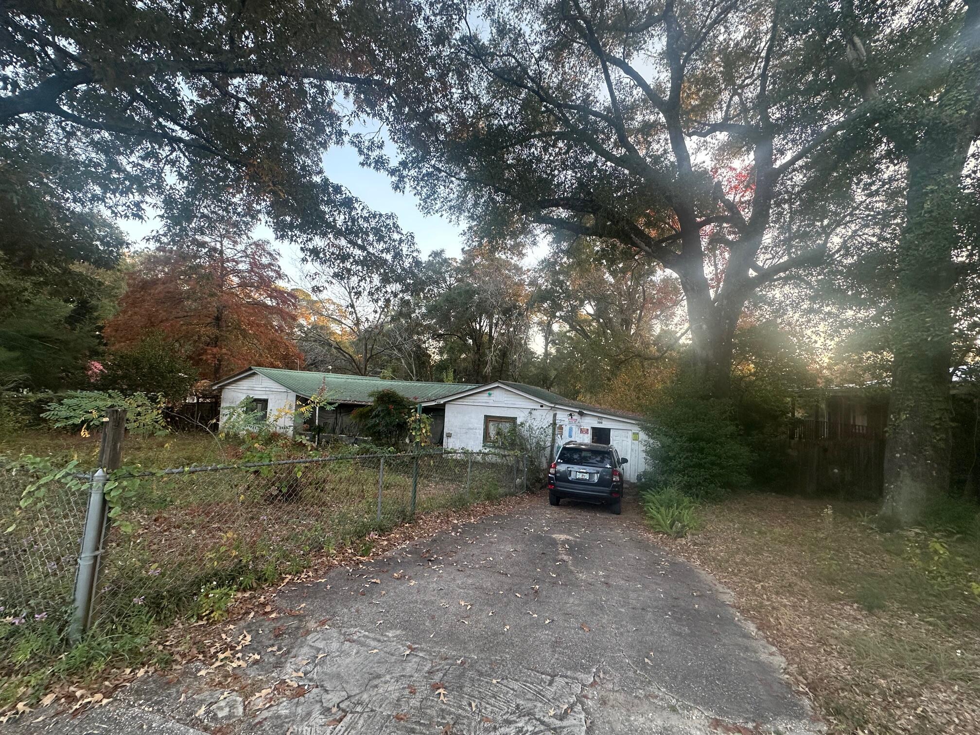 NO RECORDED SUBDIVISION - Residential