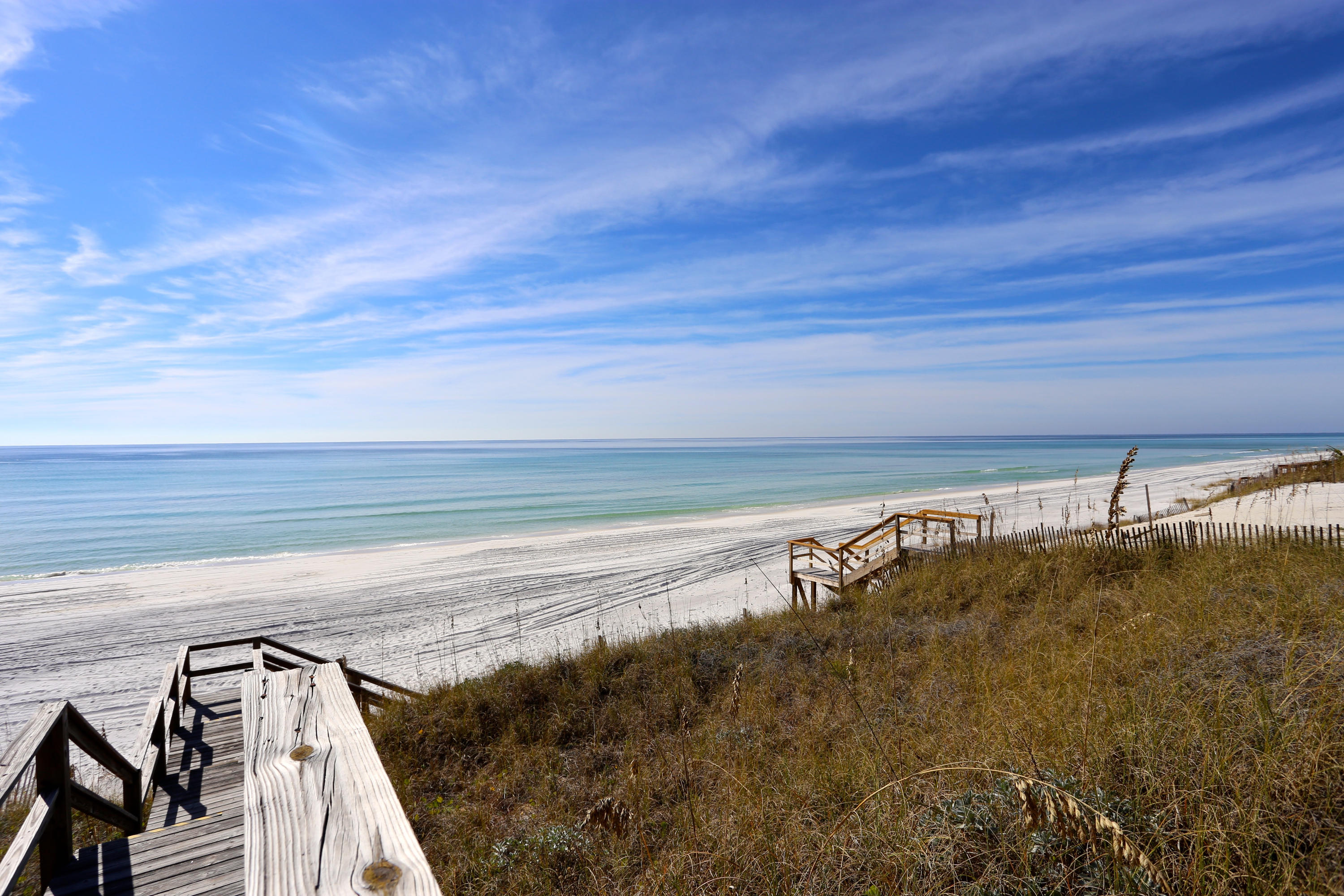 JOURNEYS END CONDO - Residential