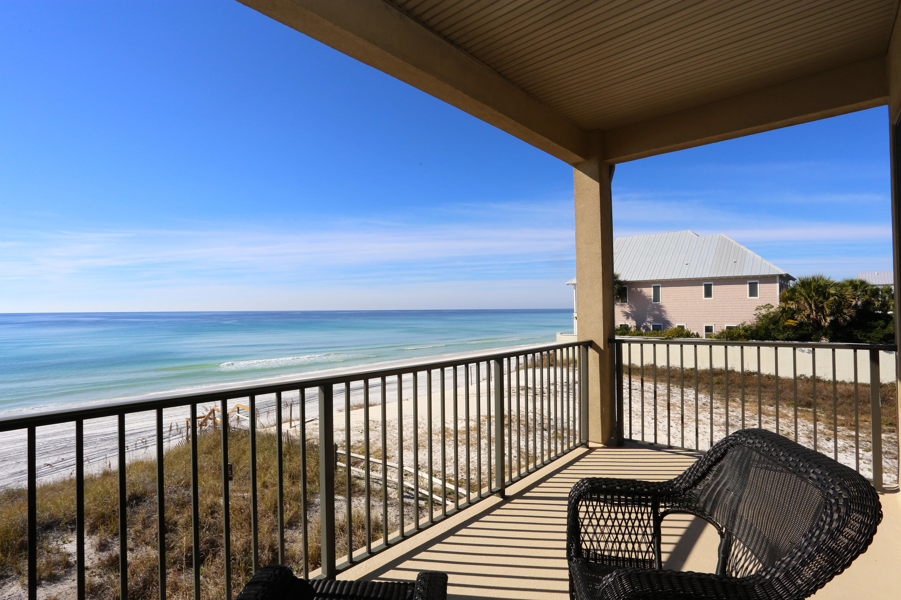 JOURNEYS END CONDO - Residential