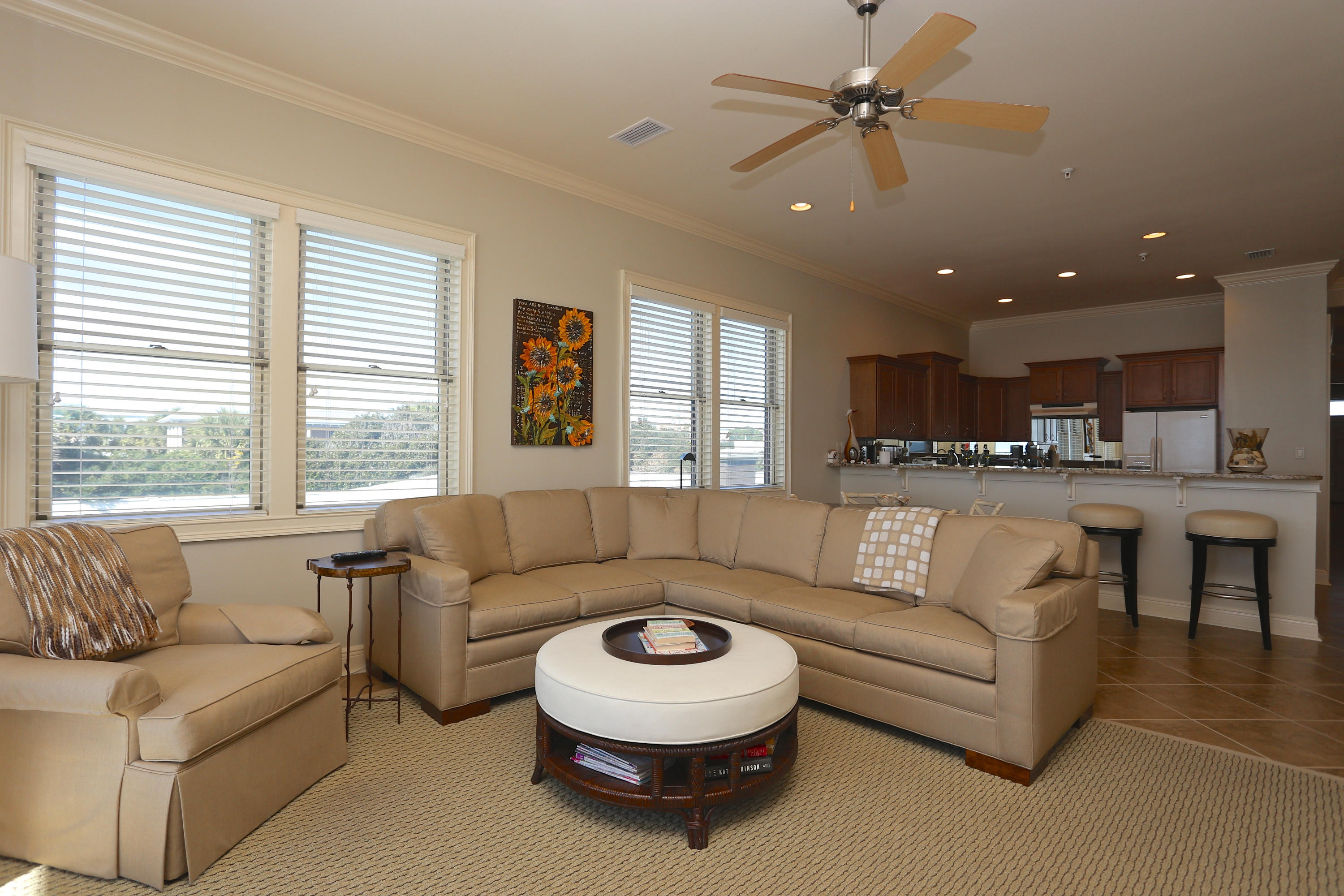 JOURNEYS END CONDO - Residential