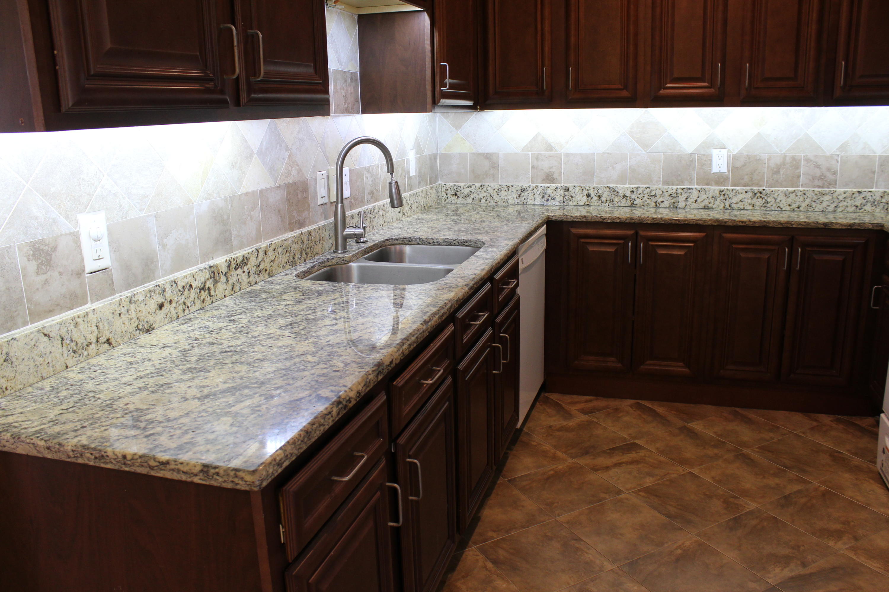 RACETRACK ROAD - Residential