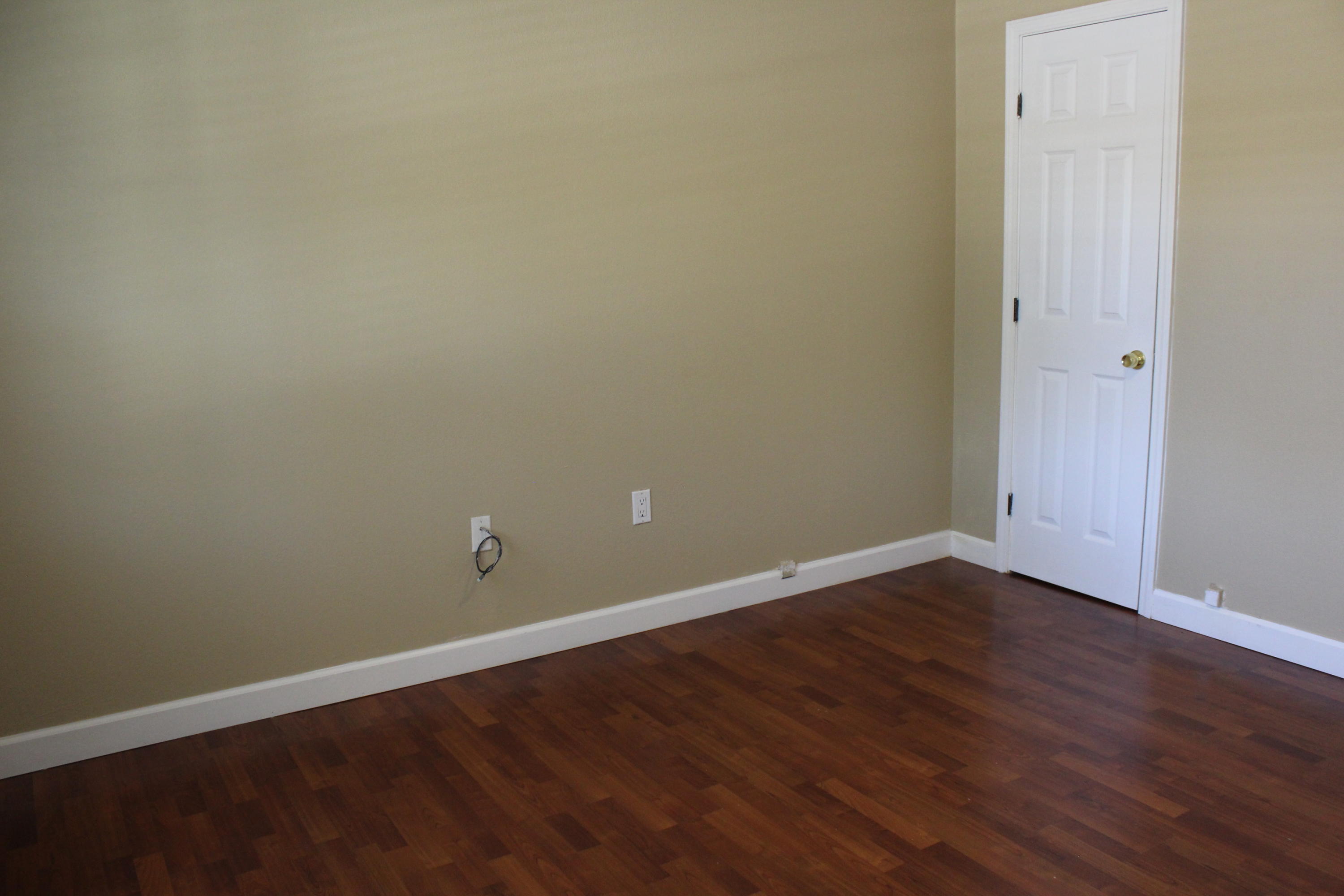 RACETRACK ROAD - Residential