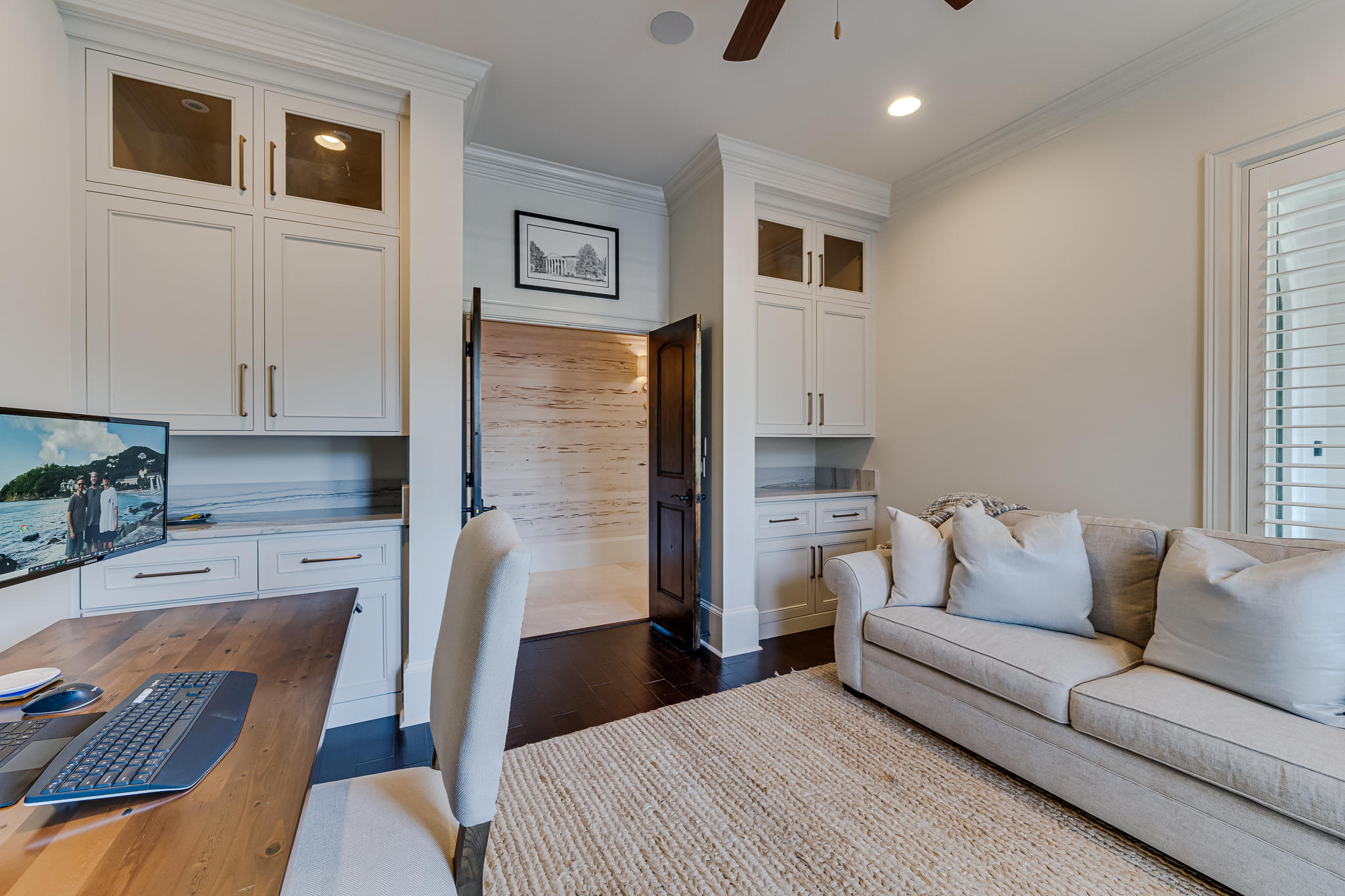 ISLAND GREEN - Residential