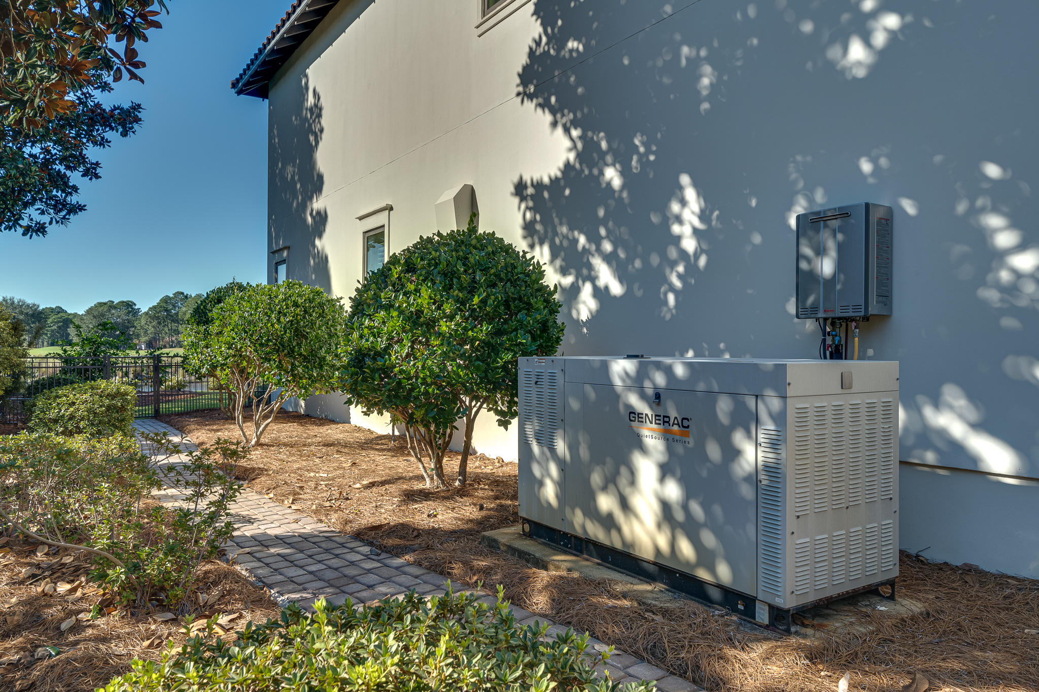 ISLAND GREEN - Residential