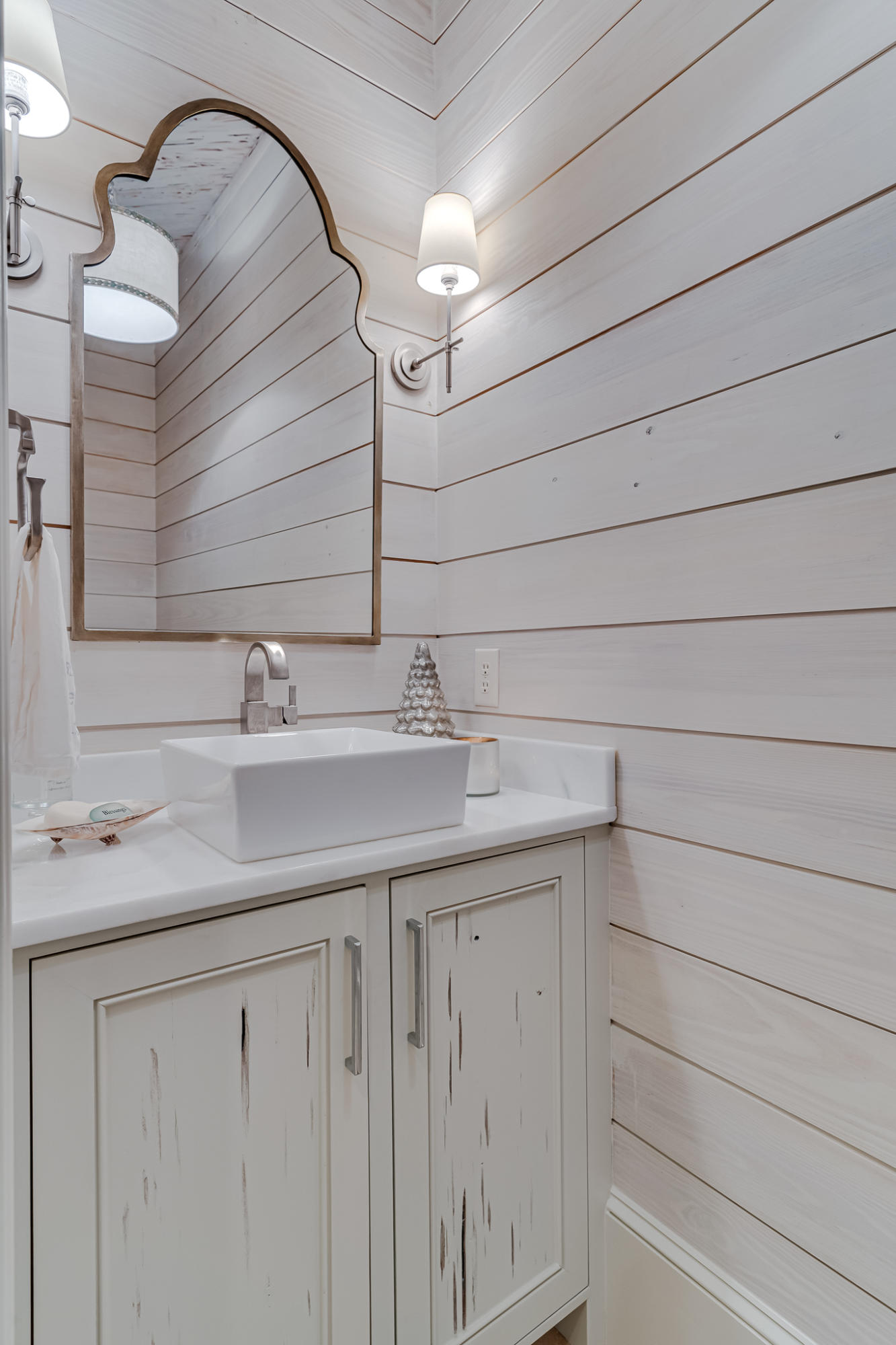 ISLAND GREEN - Residential