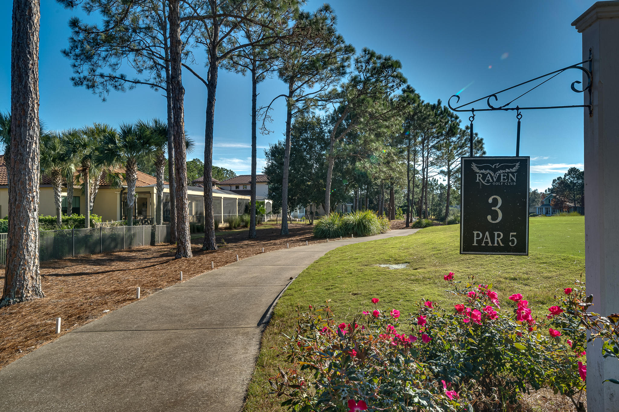 ISLAND GREEN - Residential