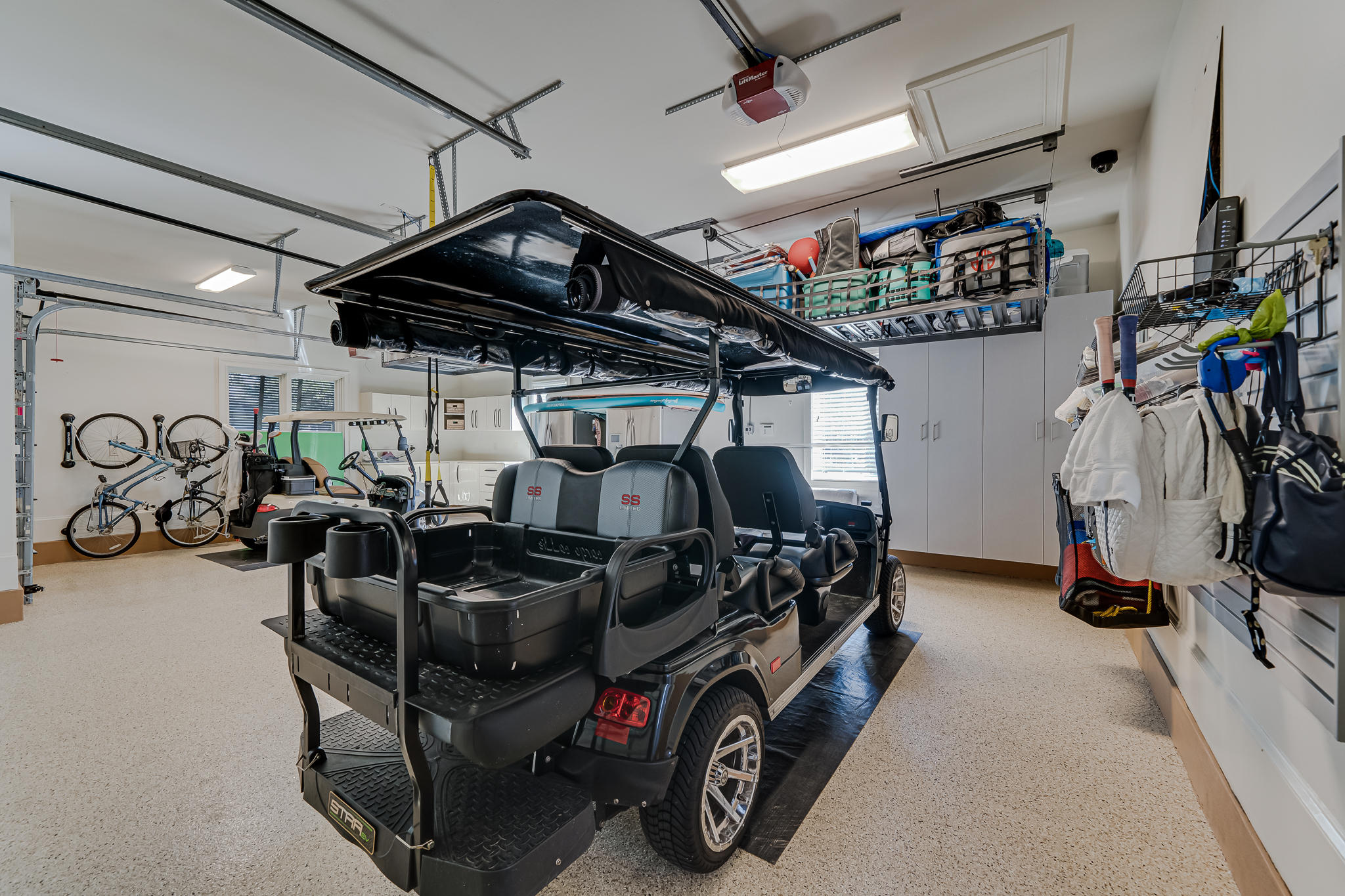 ISLAND GREEN - Residential