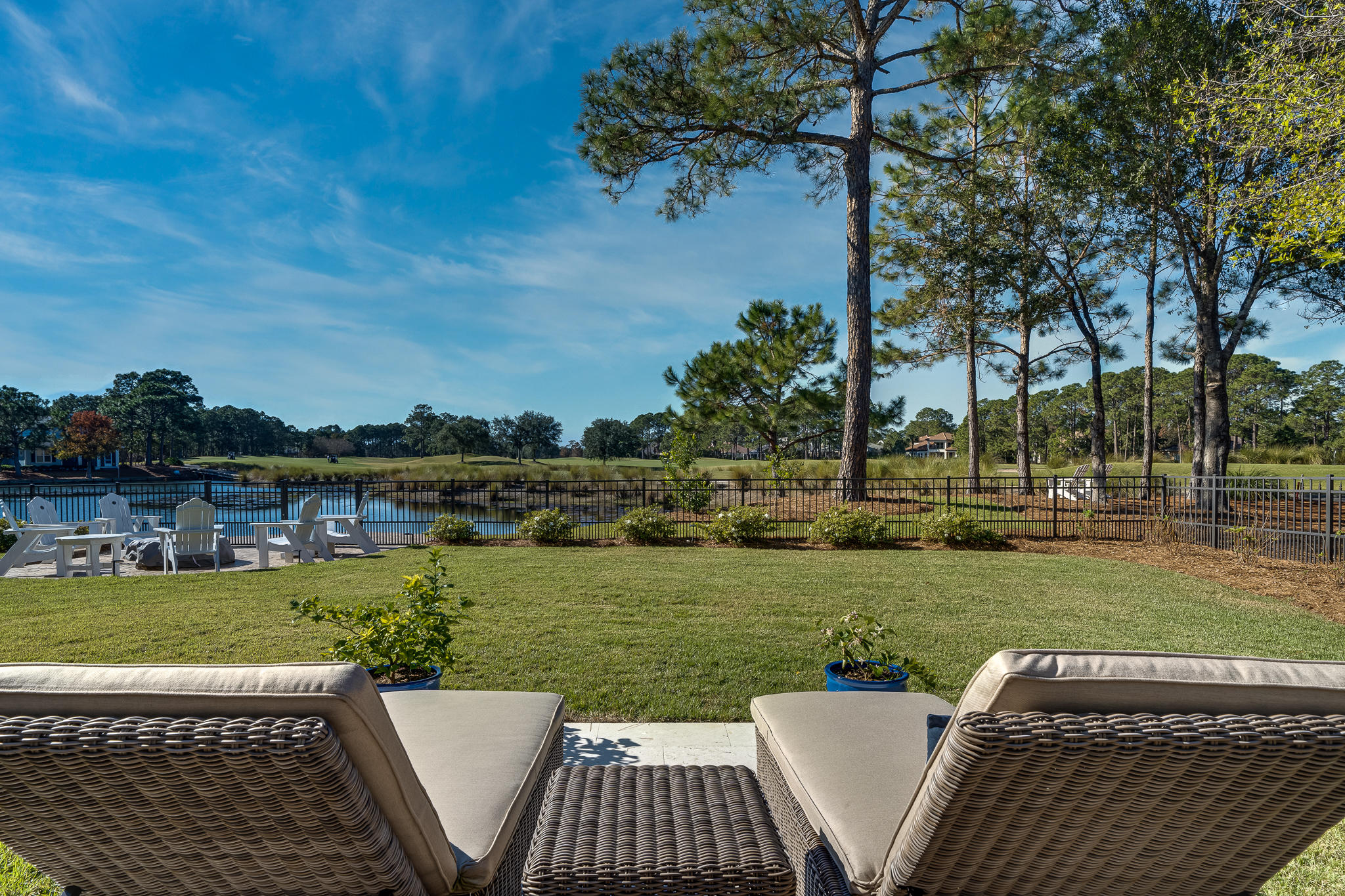 ISLAND GREEN - Residential