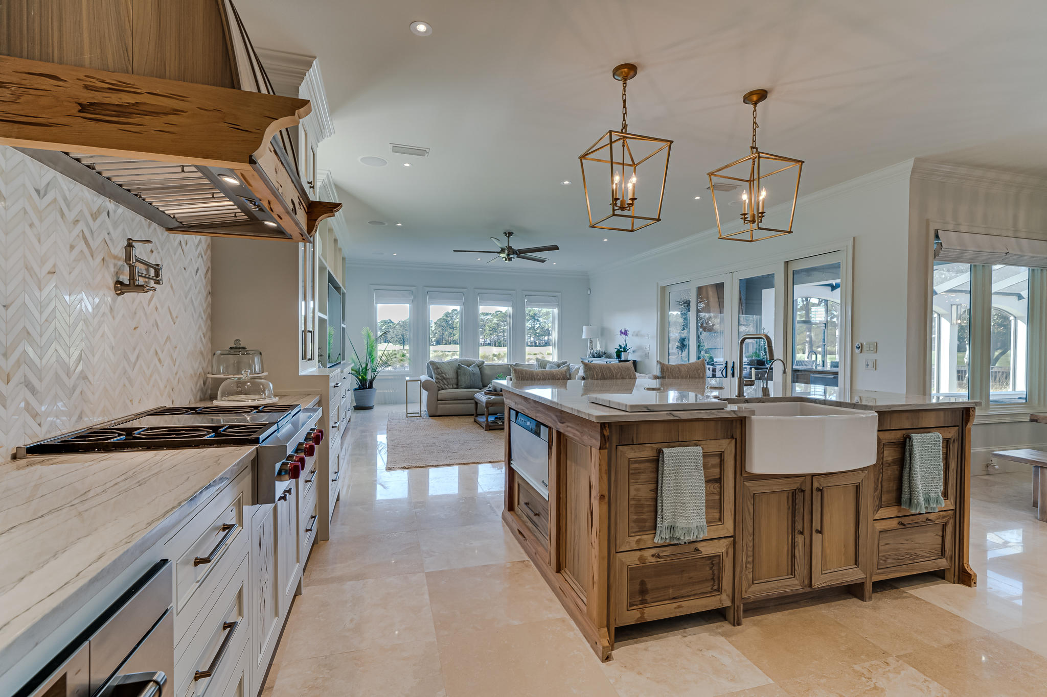 ISLAND GREEN - Residential