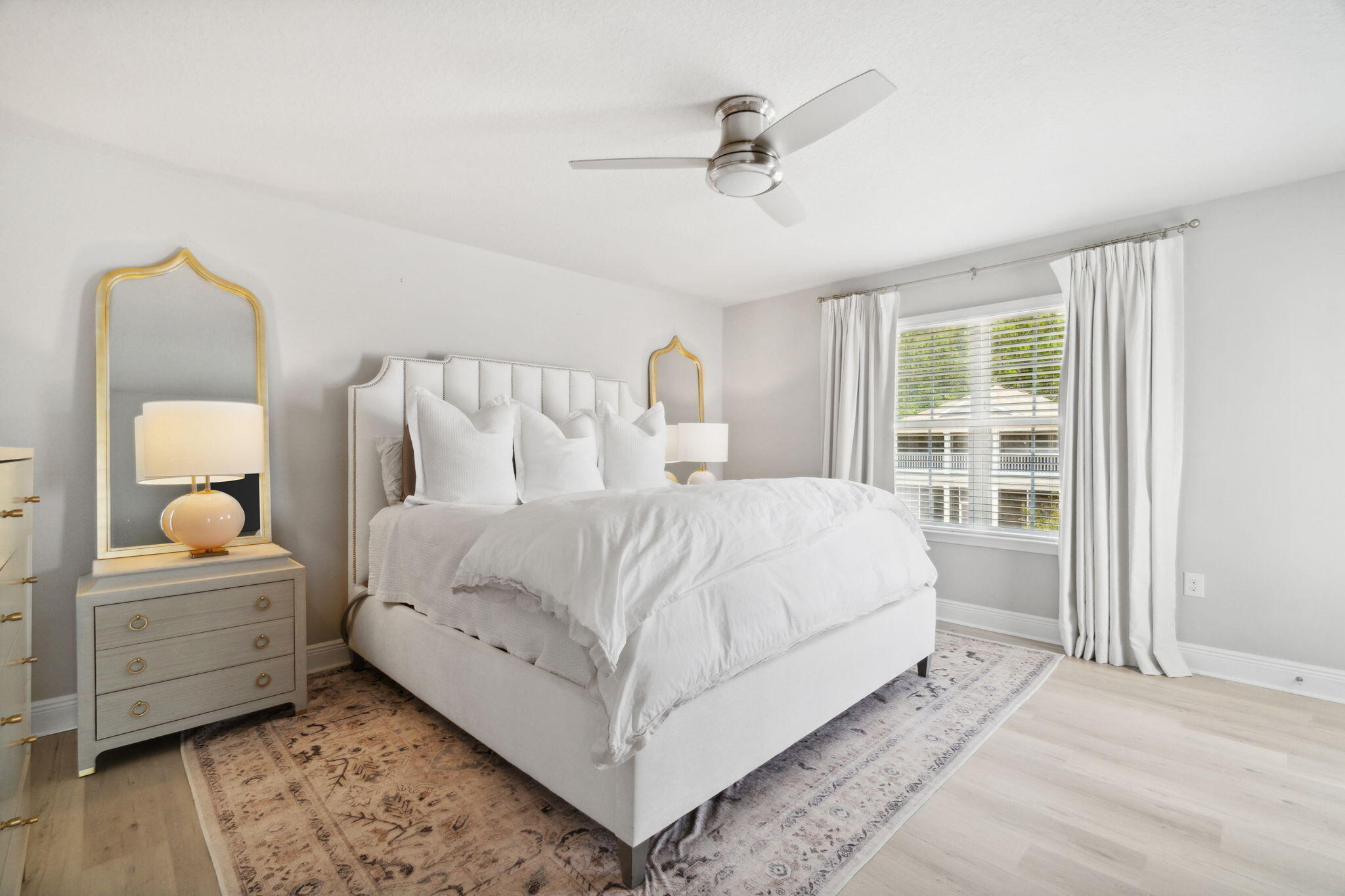 TRANQUILITY BY THE BAY - Residential