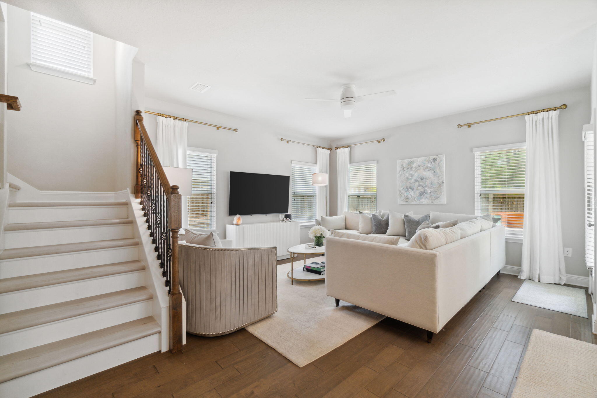 TRANQUILITY BY THE BAY - Residential