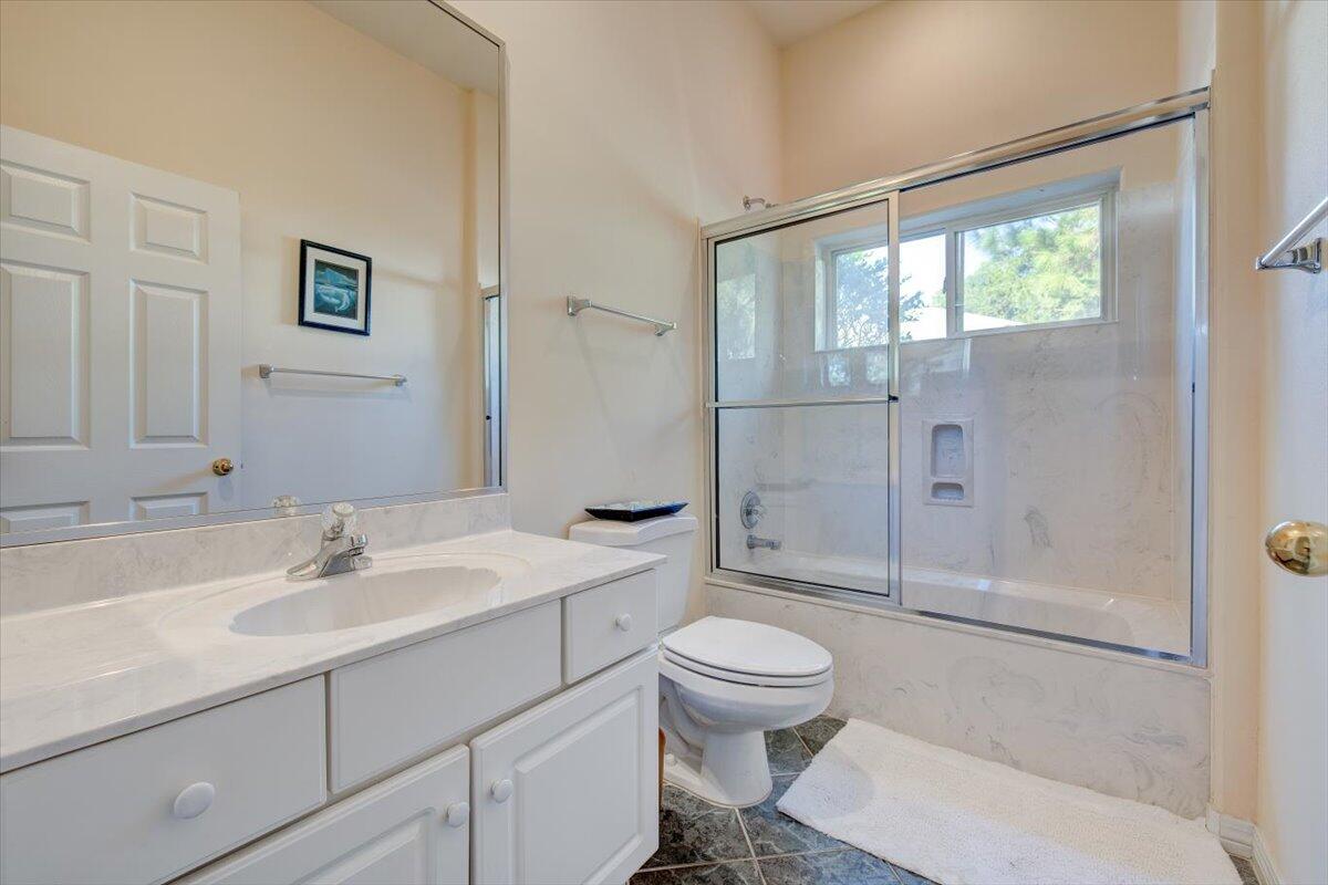 BAYTOWNE AVE EAST - Residential