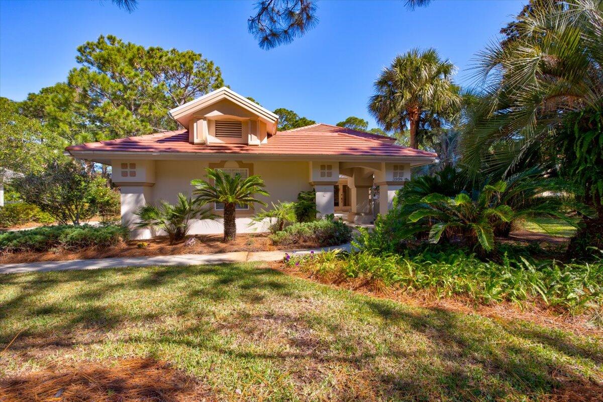 BAYTOWNE AVE EAST - Residential