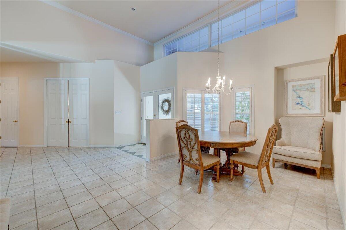 BAYTOWNE AVE EAST - Residential