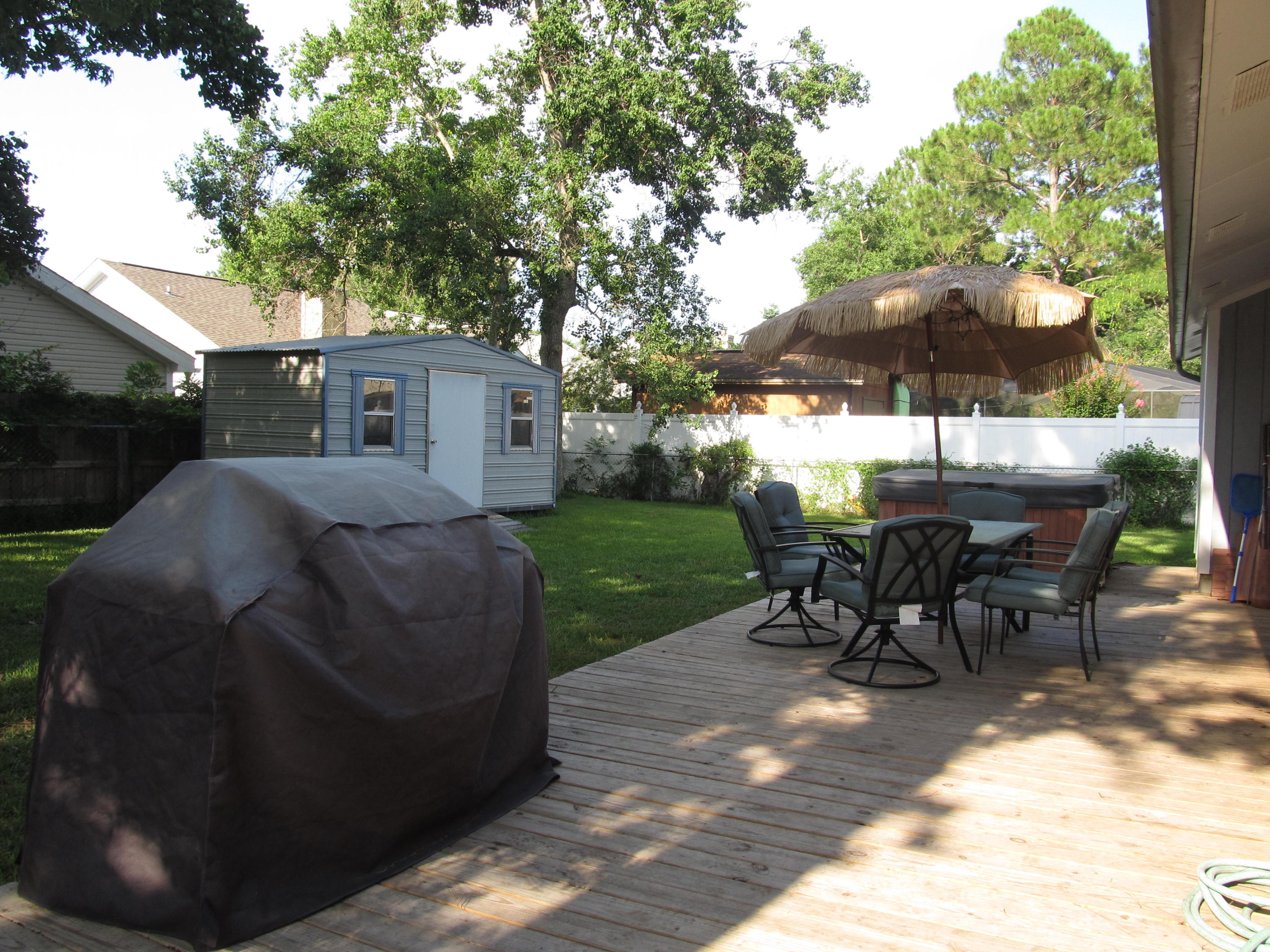 PINE MEADOWS - Residential