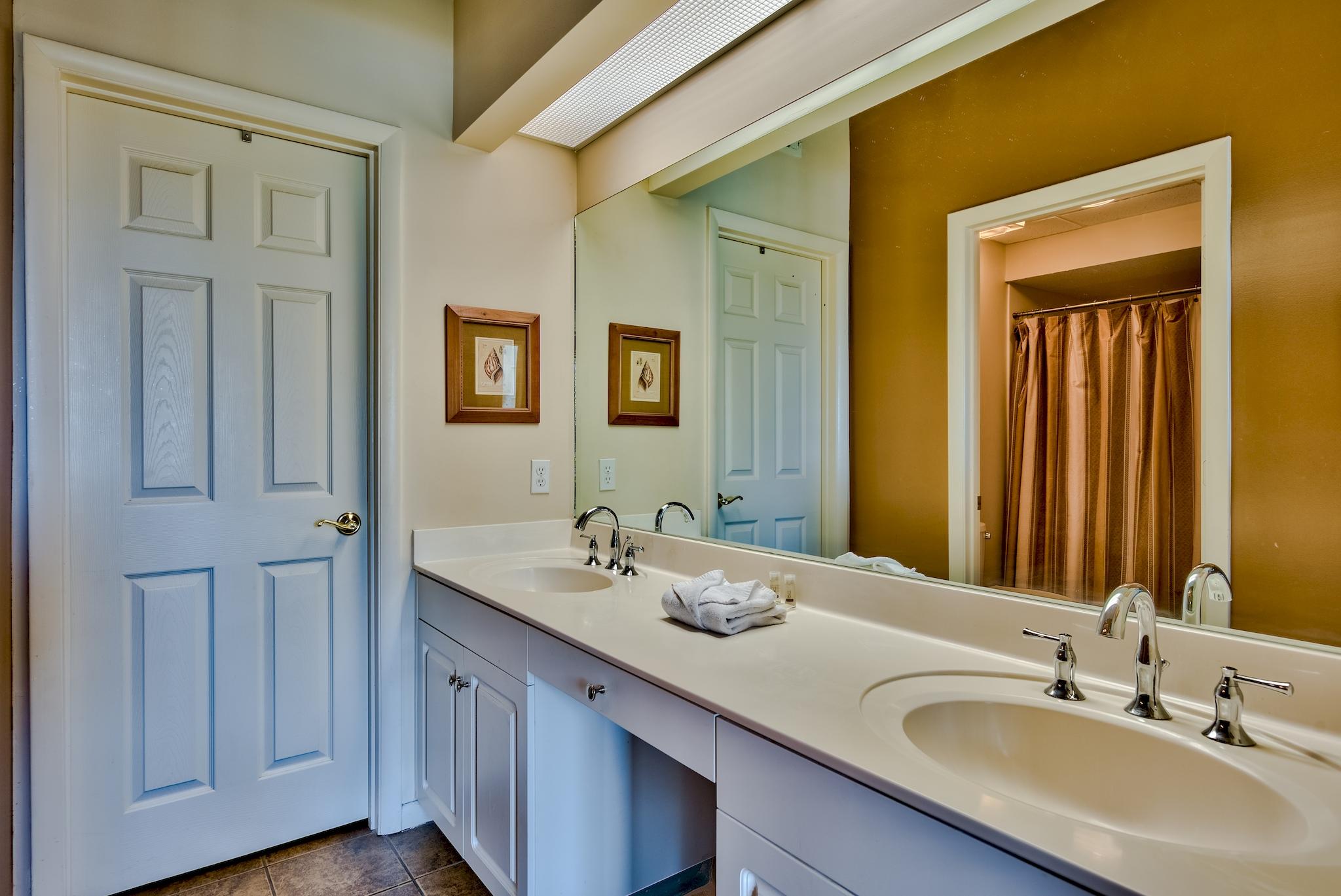 HIGH POINTE RESORT CONDO - Residential