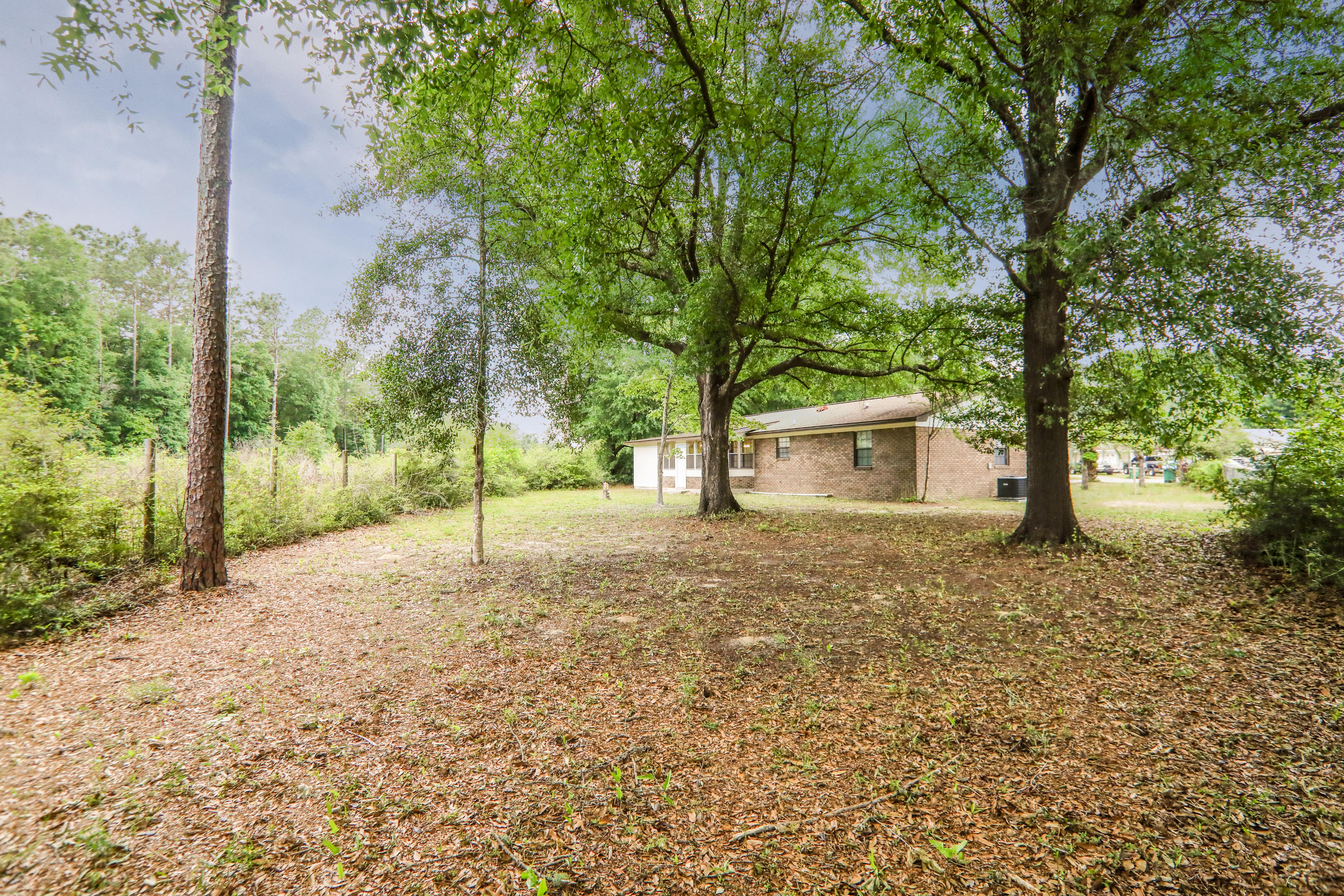 CRESTVIEW - Residential