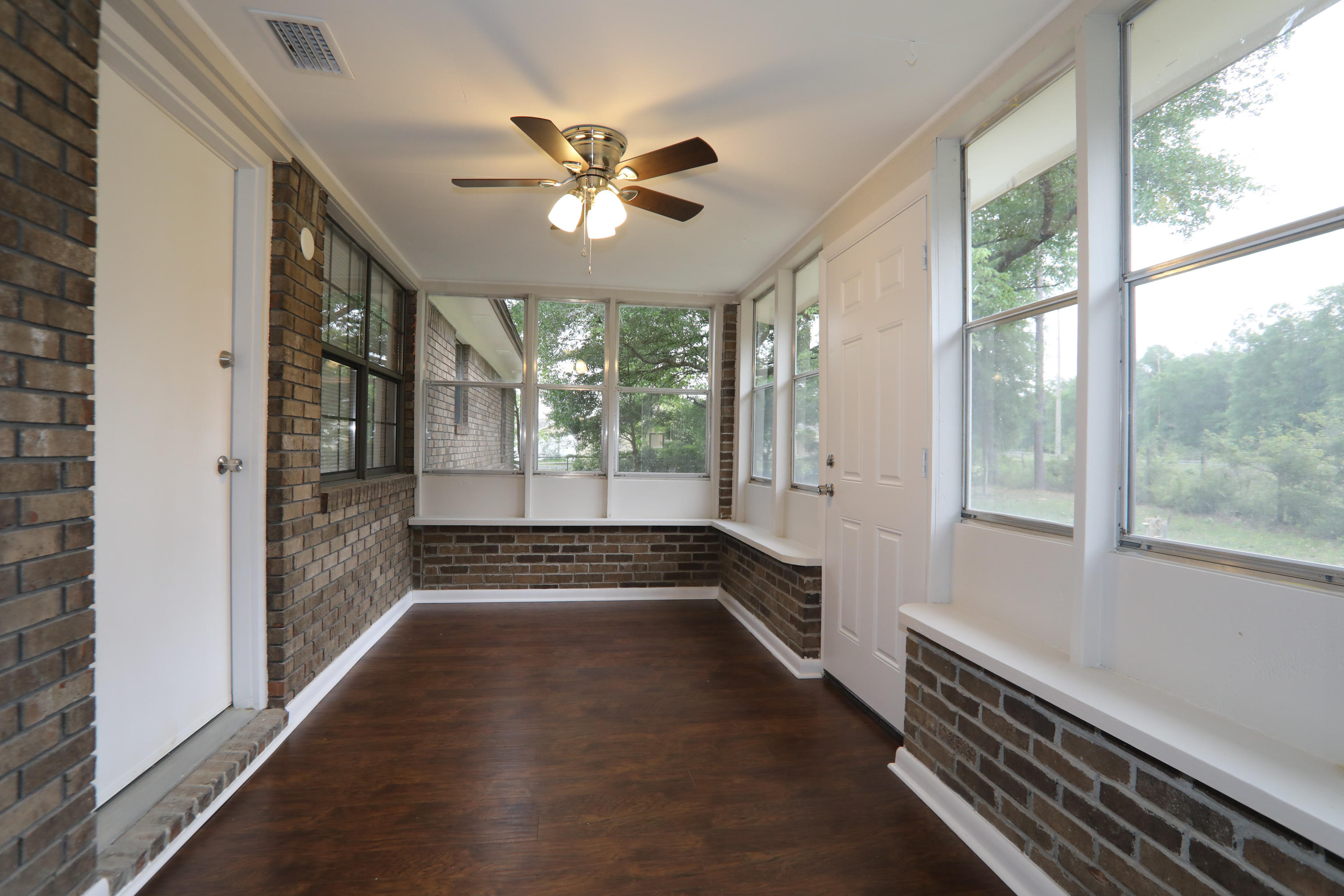 CRESTVIEW - Residential