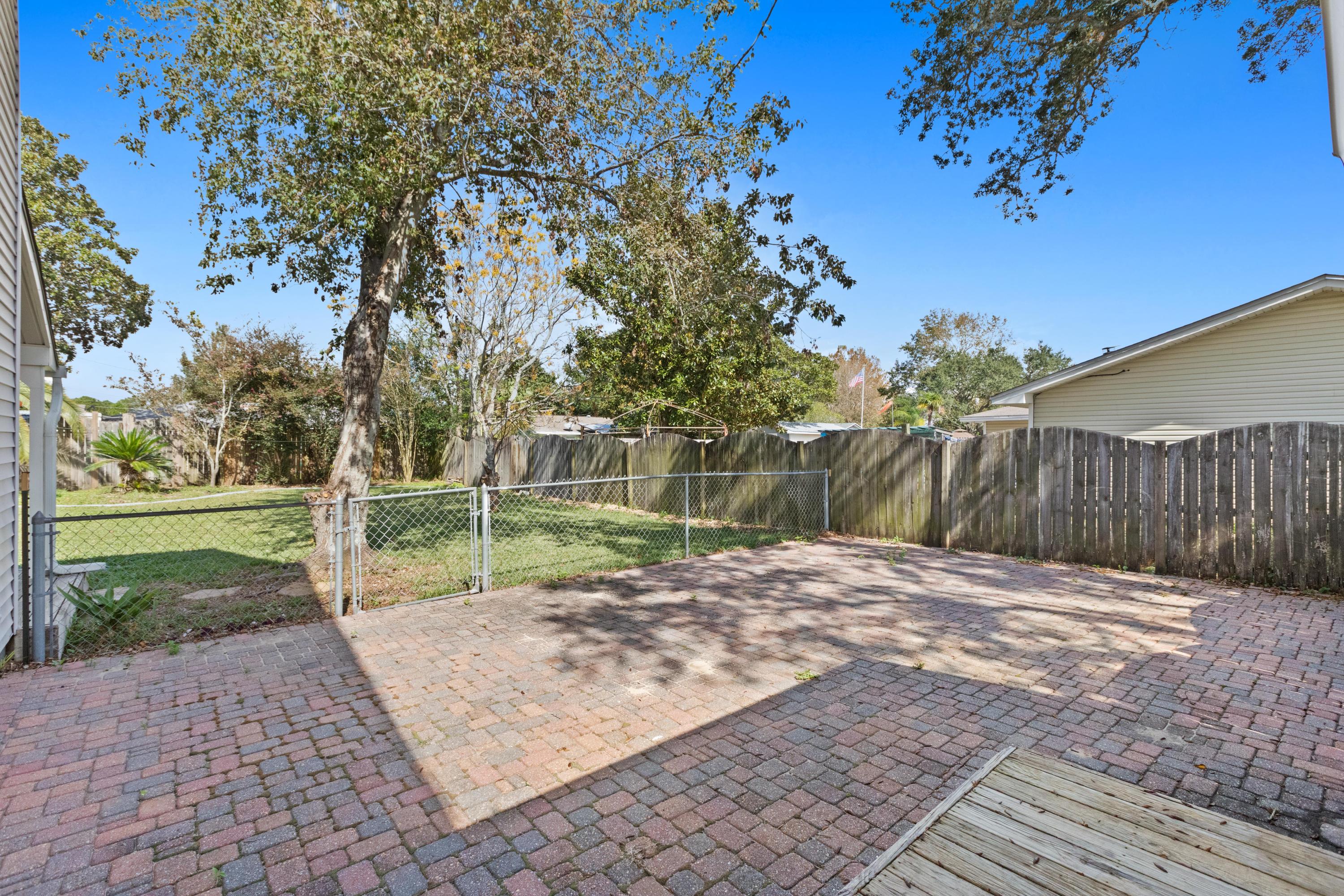 SPRING LAKE #2 - Residential