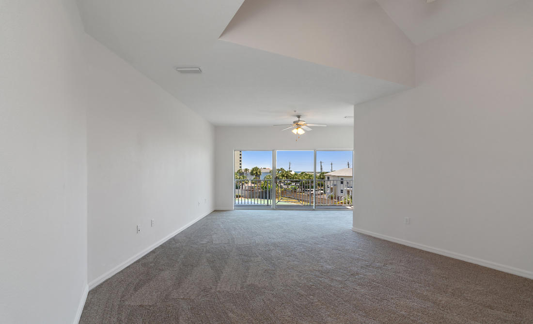 BEACH POINTE T/H - Residential