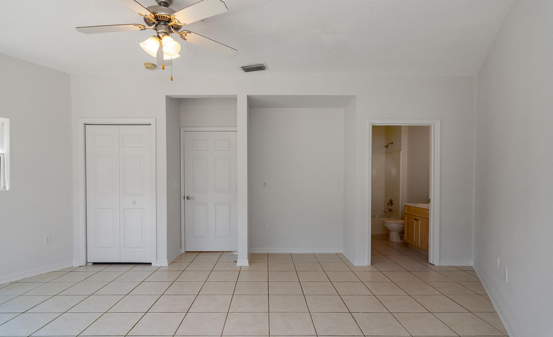 BEACH POINTE T/H - Residential