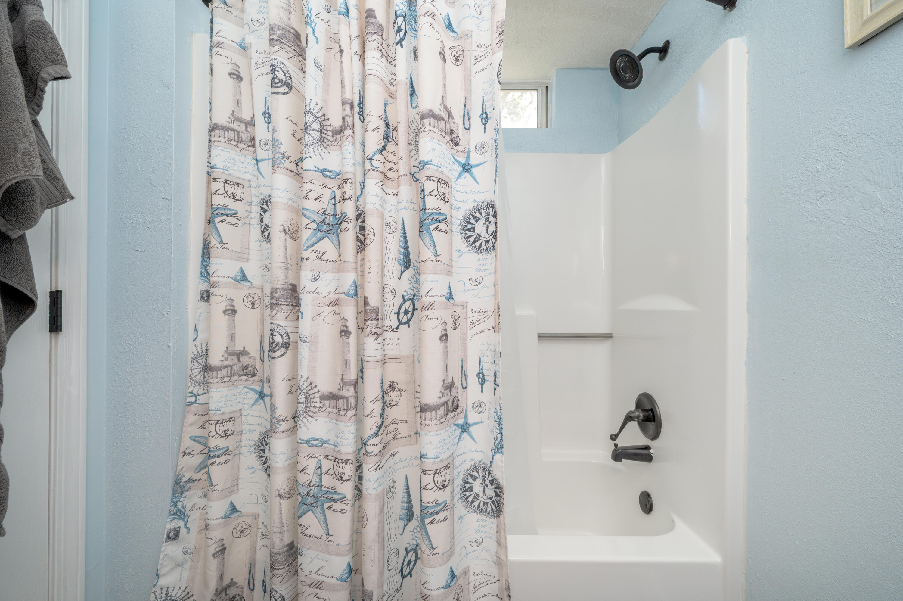 KINGS CROSSING PH I LOT 5 BLK 2 - Residential