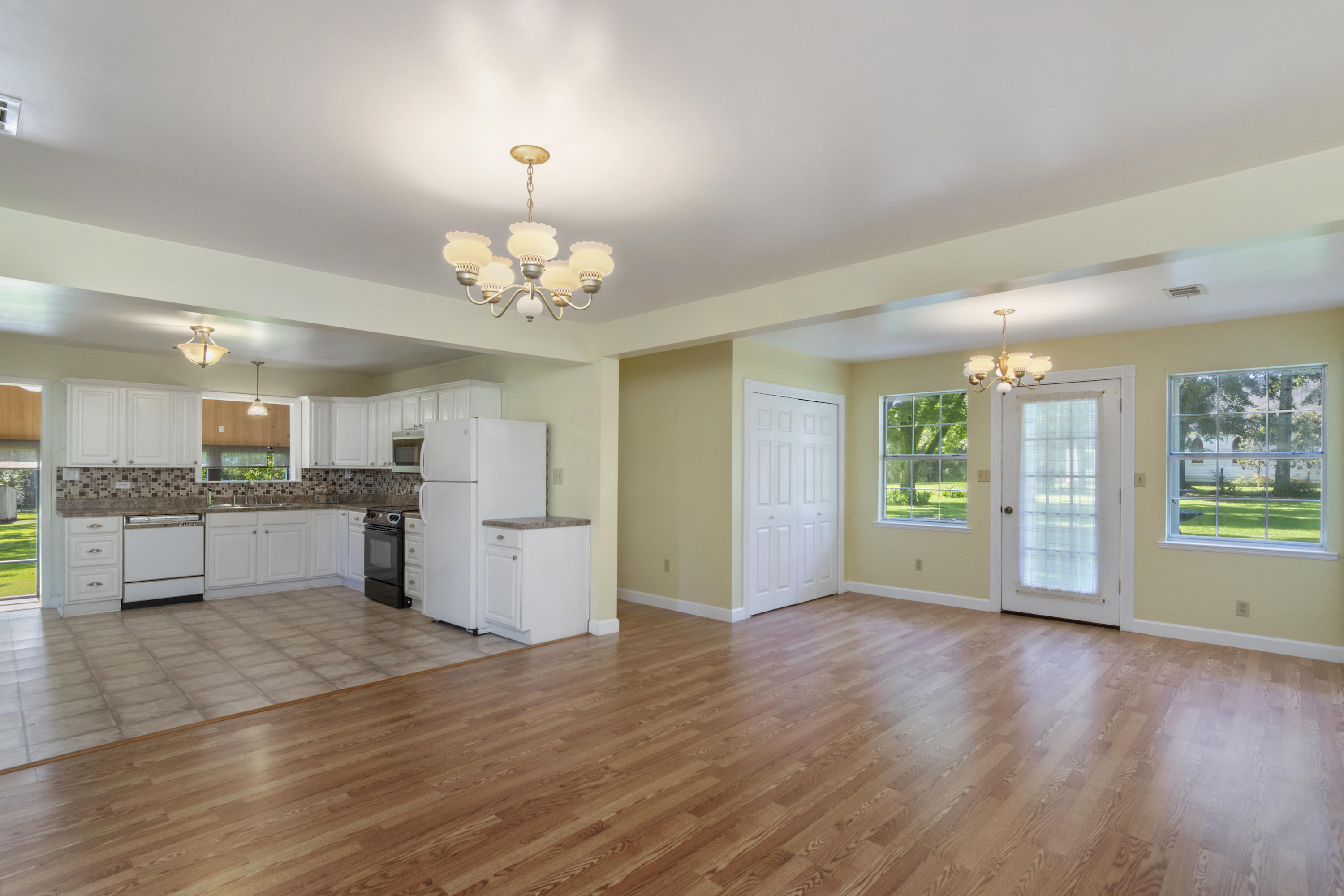 NORTH SUPERGROUP - Residential