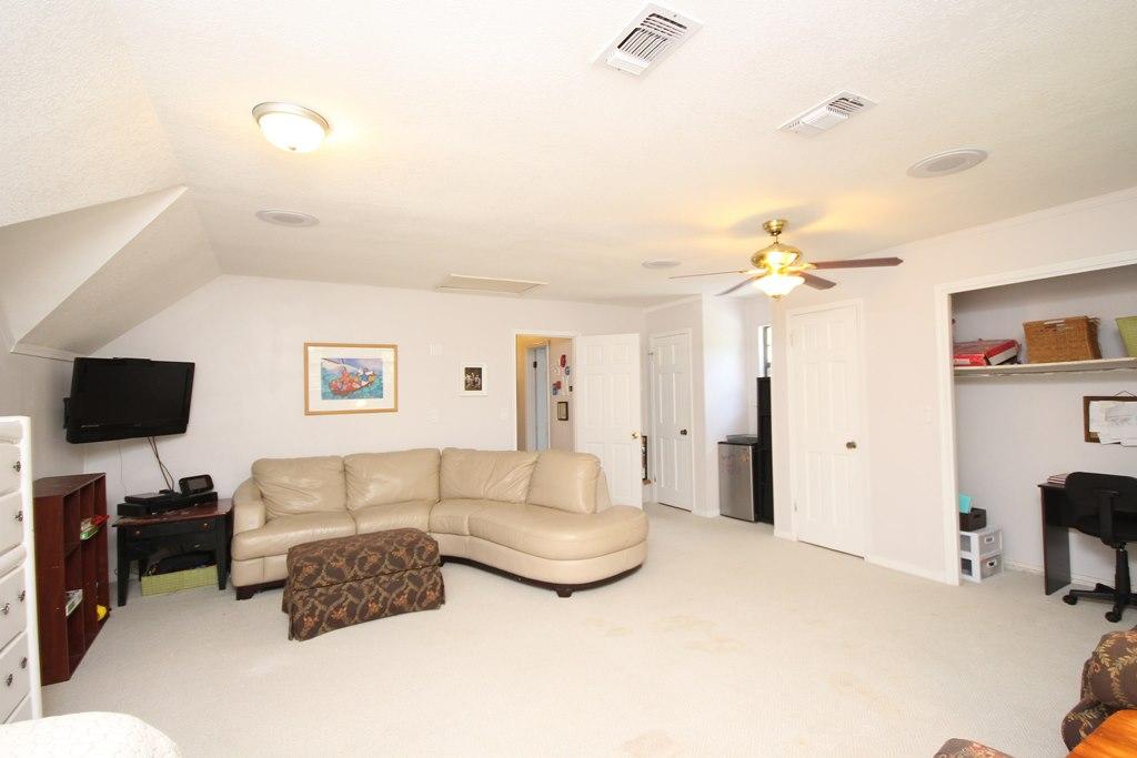 ROCKY BAYOU COUNTRY CLUB ESTATES 1 - Residential