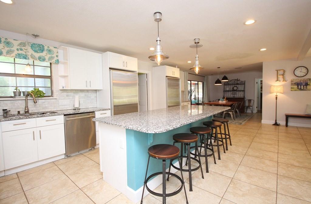 ROCKY BAYOU COUNTRY CLUB ESTATES 1 - Residential