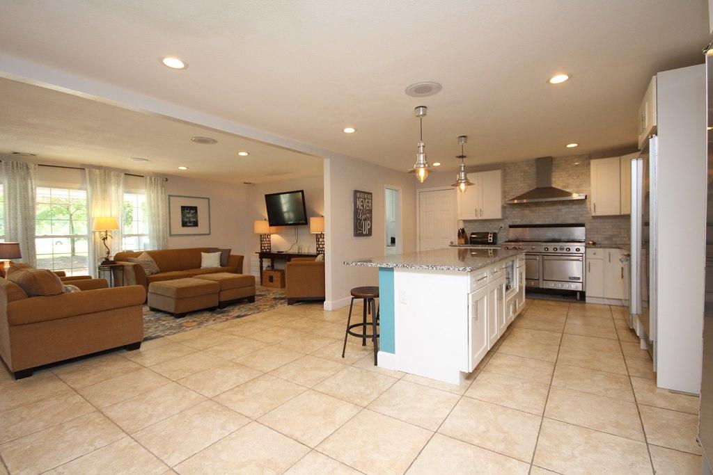 ROCKY BAYOU COUNTRY CLUB ESTATES 1 - Residential