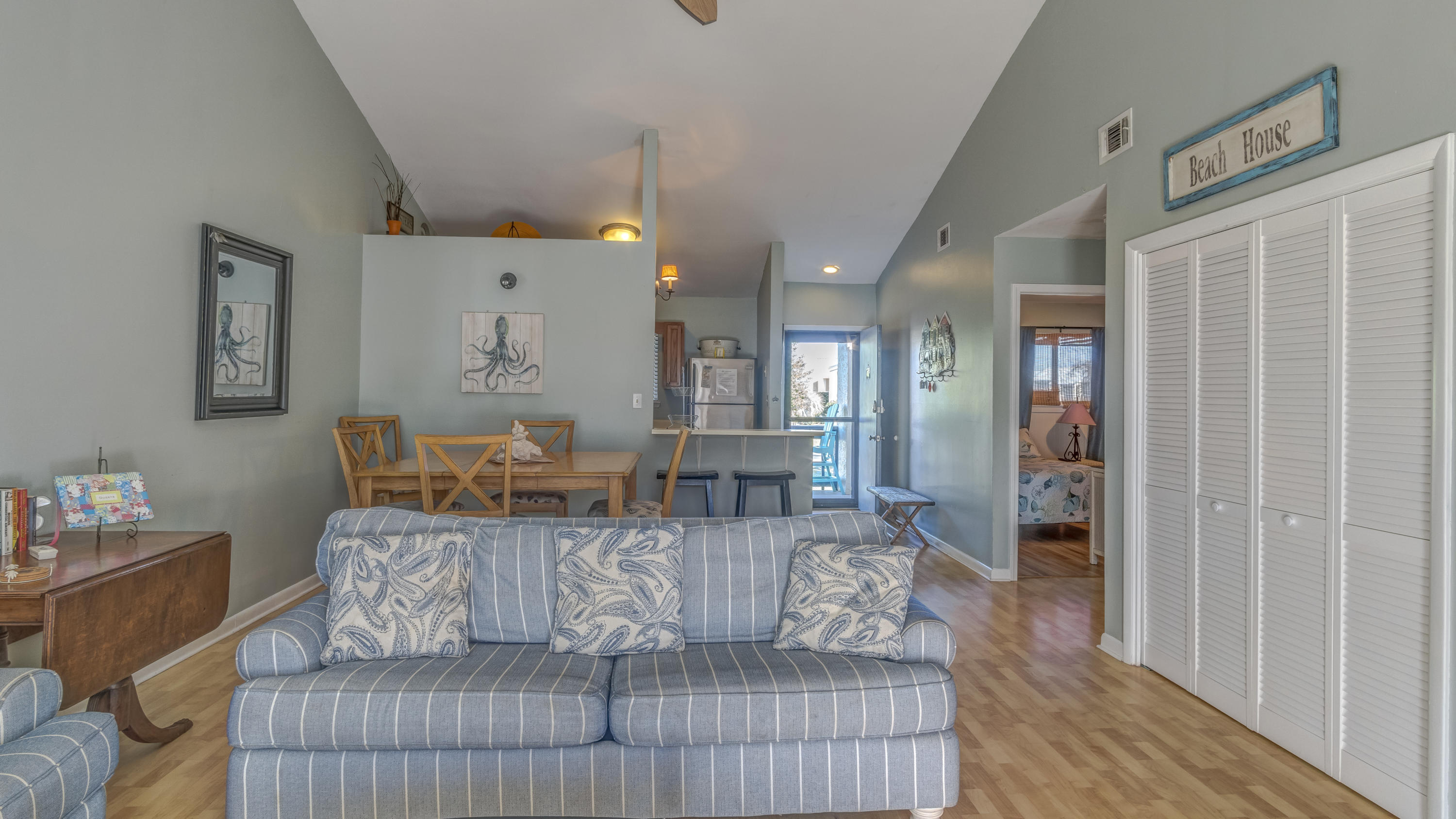 CHATEAU LA MER CONDO 2 PHASE 2 - Residential