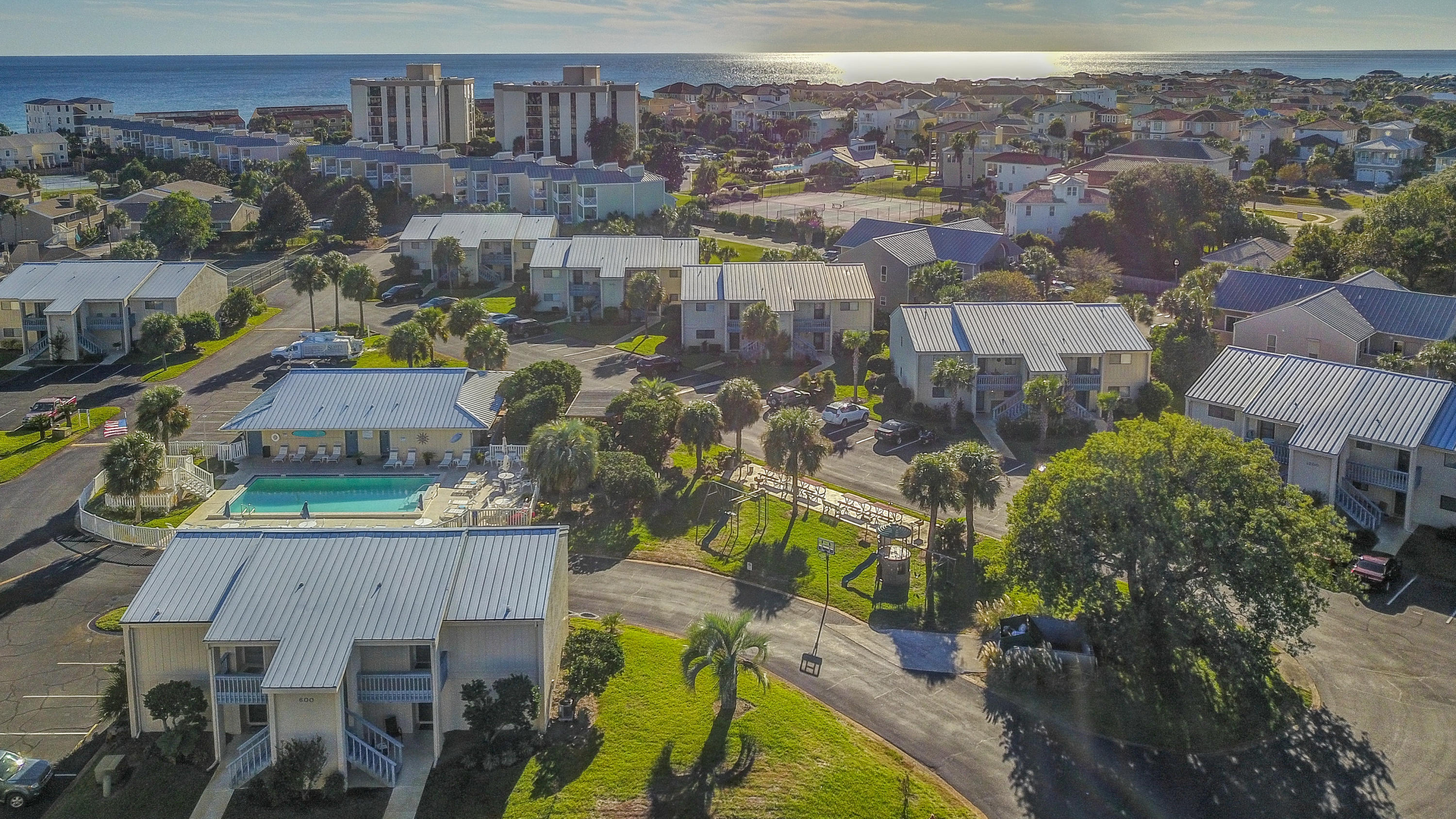 CHATEAU LA MER CONDO 2 PHASE 2 - Residential