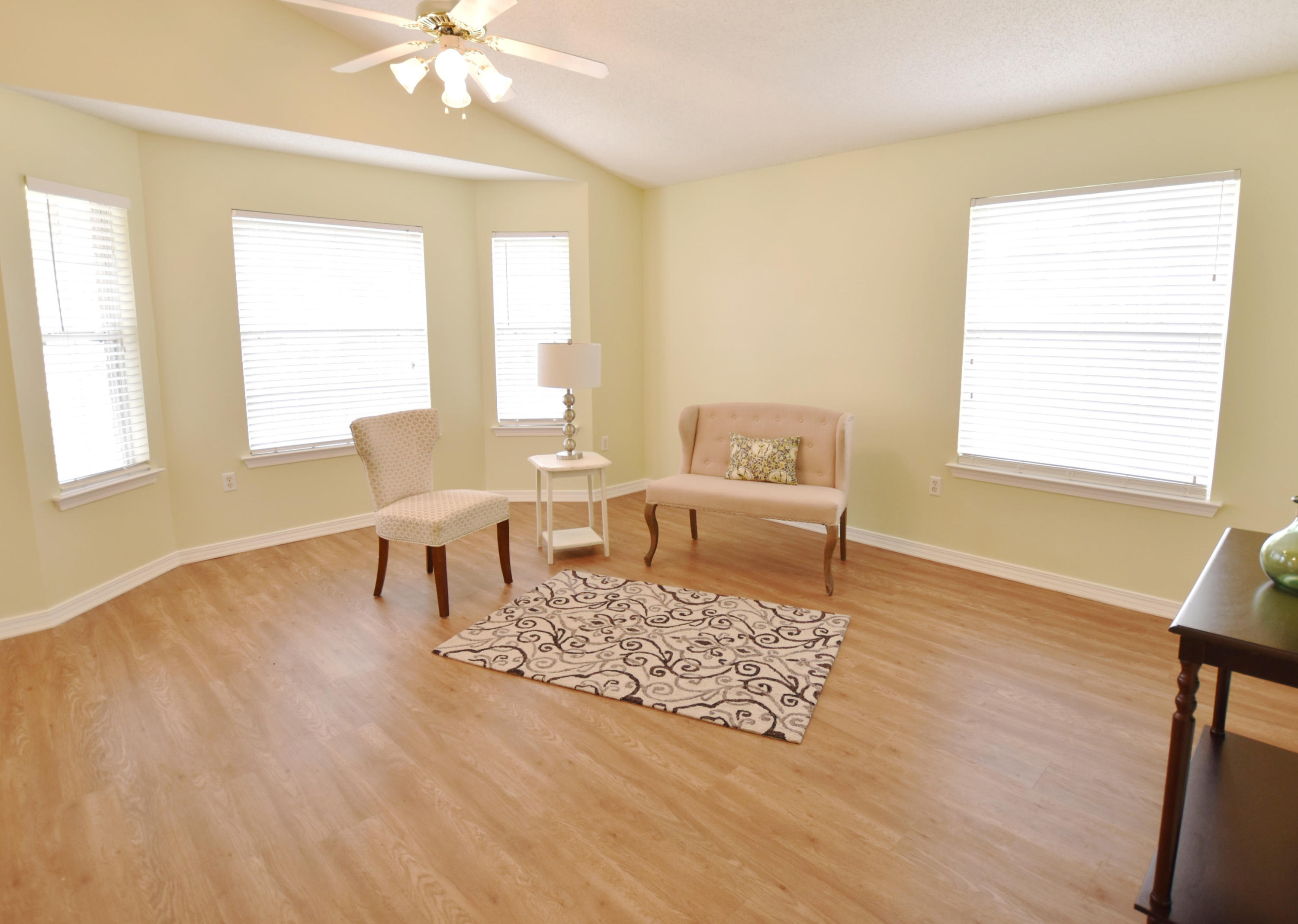 CREETWOODS - Residential