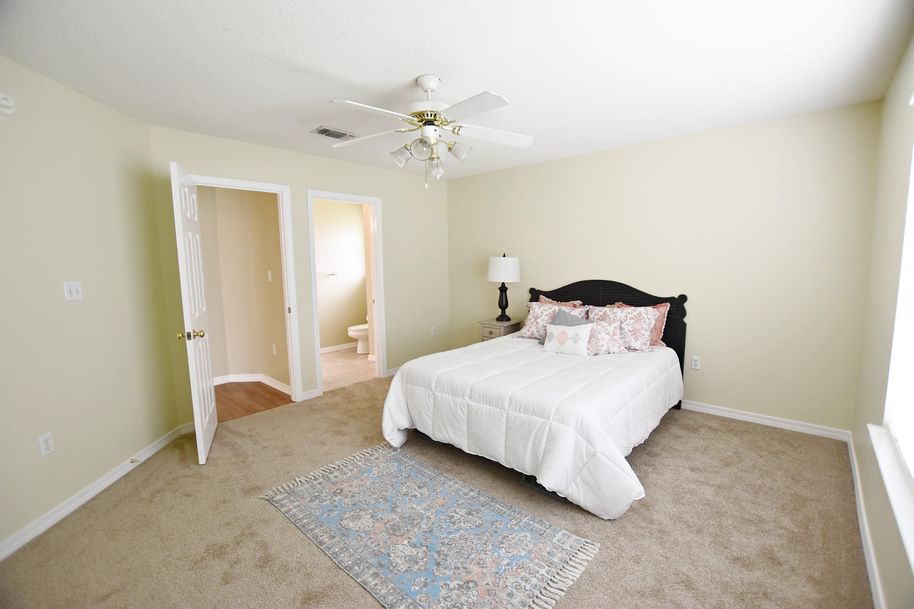 CREETWOODS - Residential