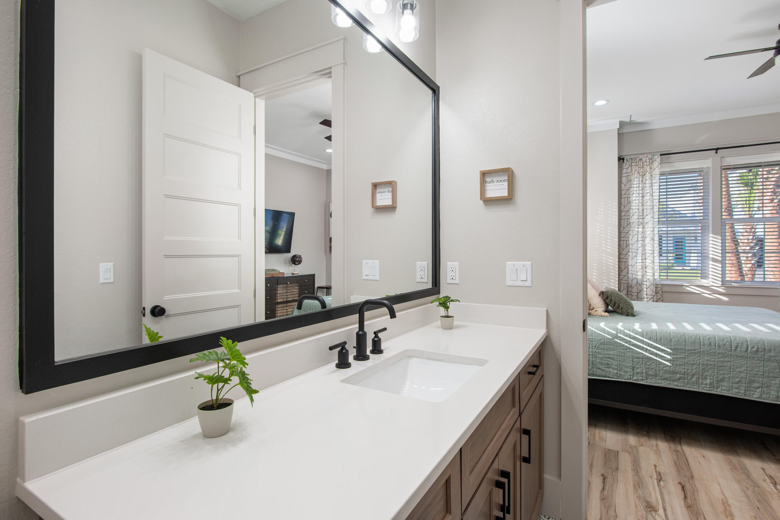 FRANGISTA BEACH 2ND ADDN - Residential