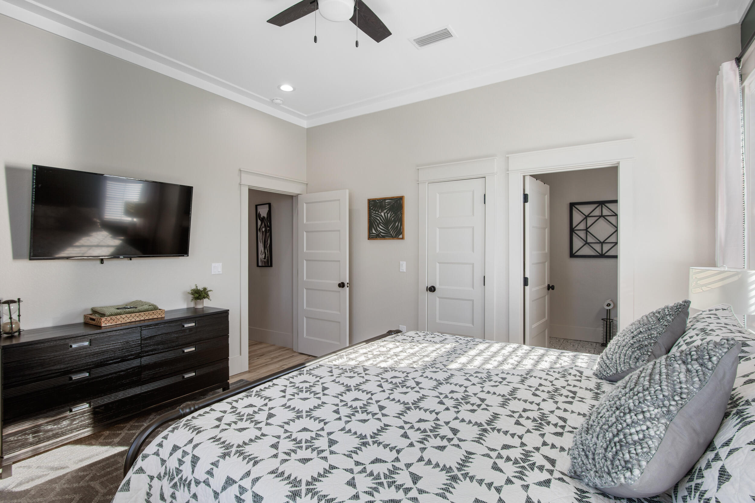 FRANGISTA BEACH 2ND ADDN - Residential