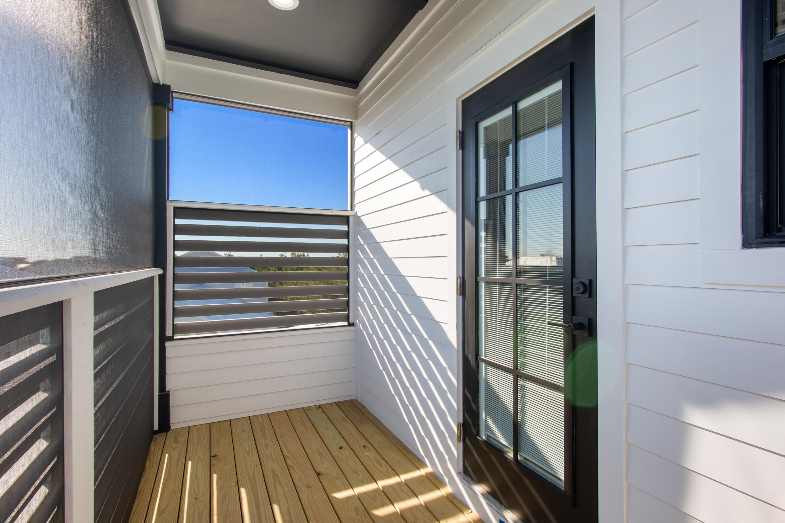 FRANGISTA BEACH 2ND ADDN - Residential