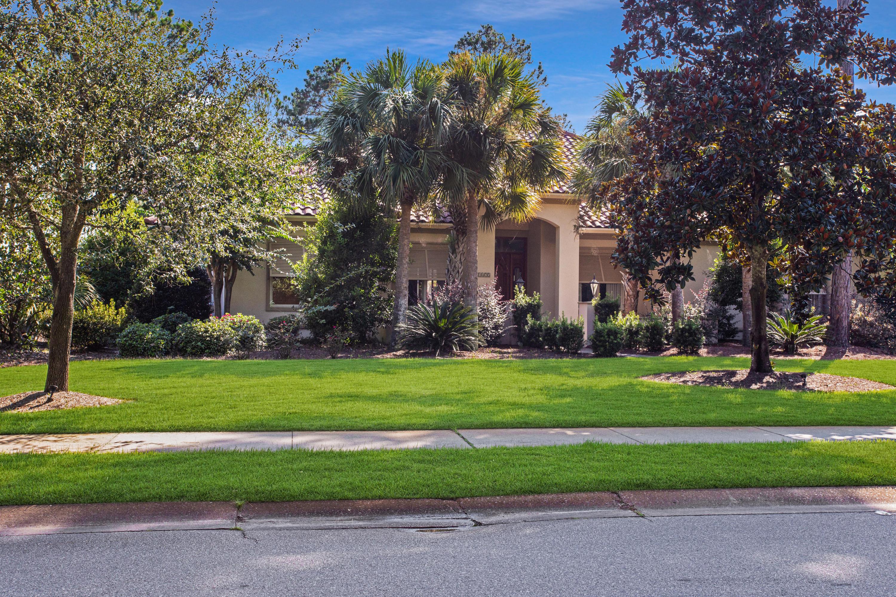 Baytowne Ave East - Residential