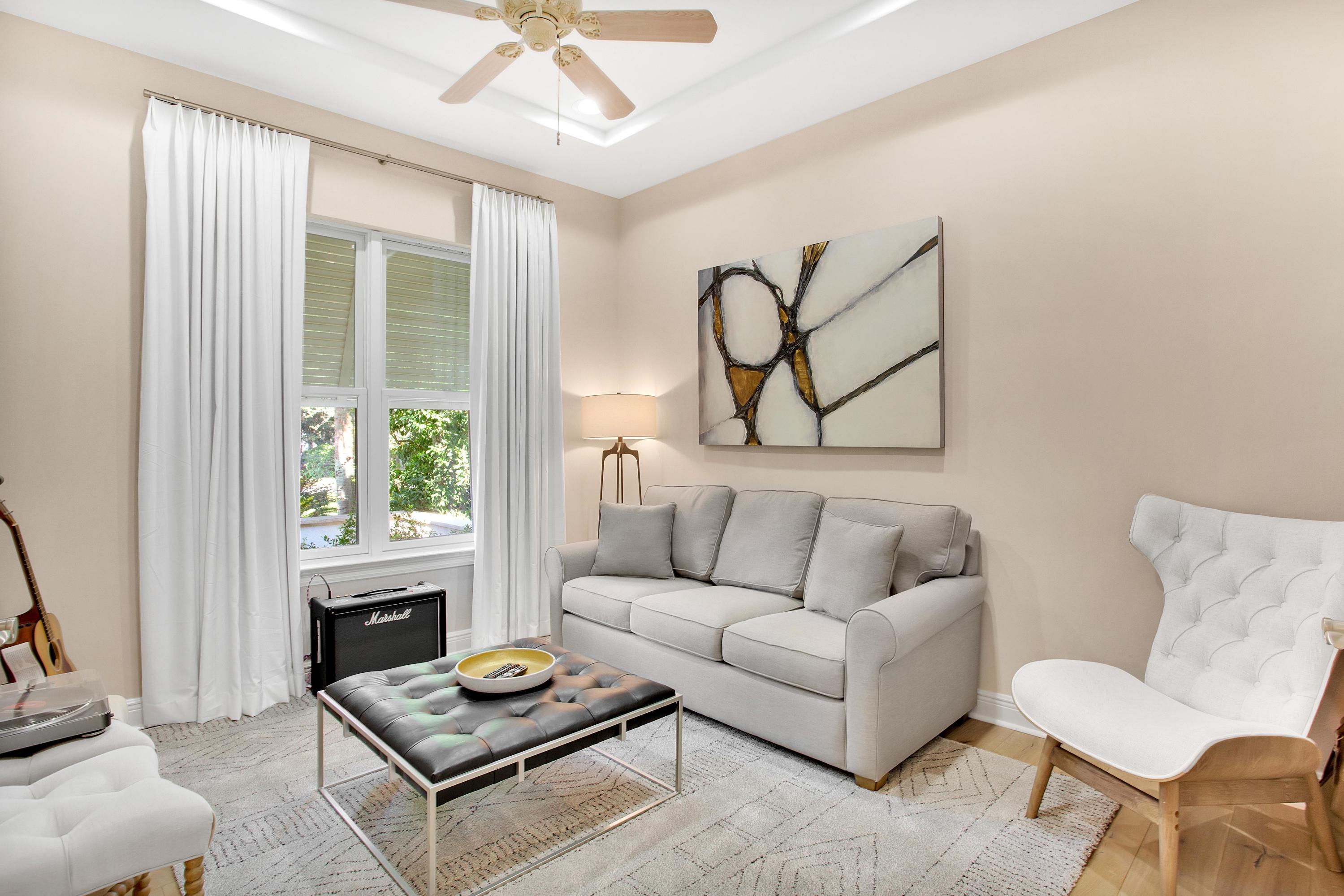 Baytowne Ave East - Residential