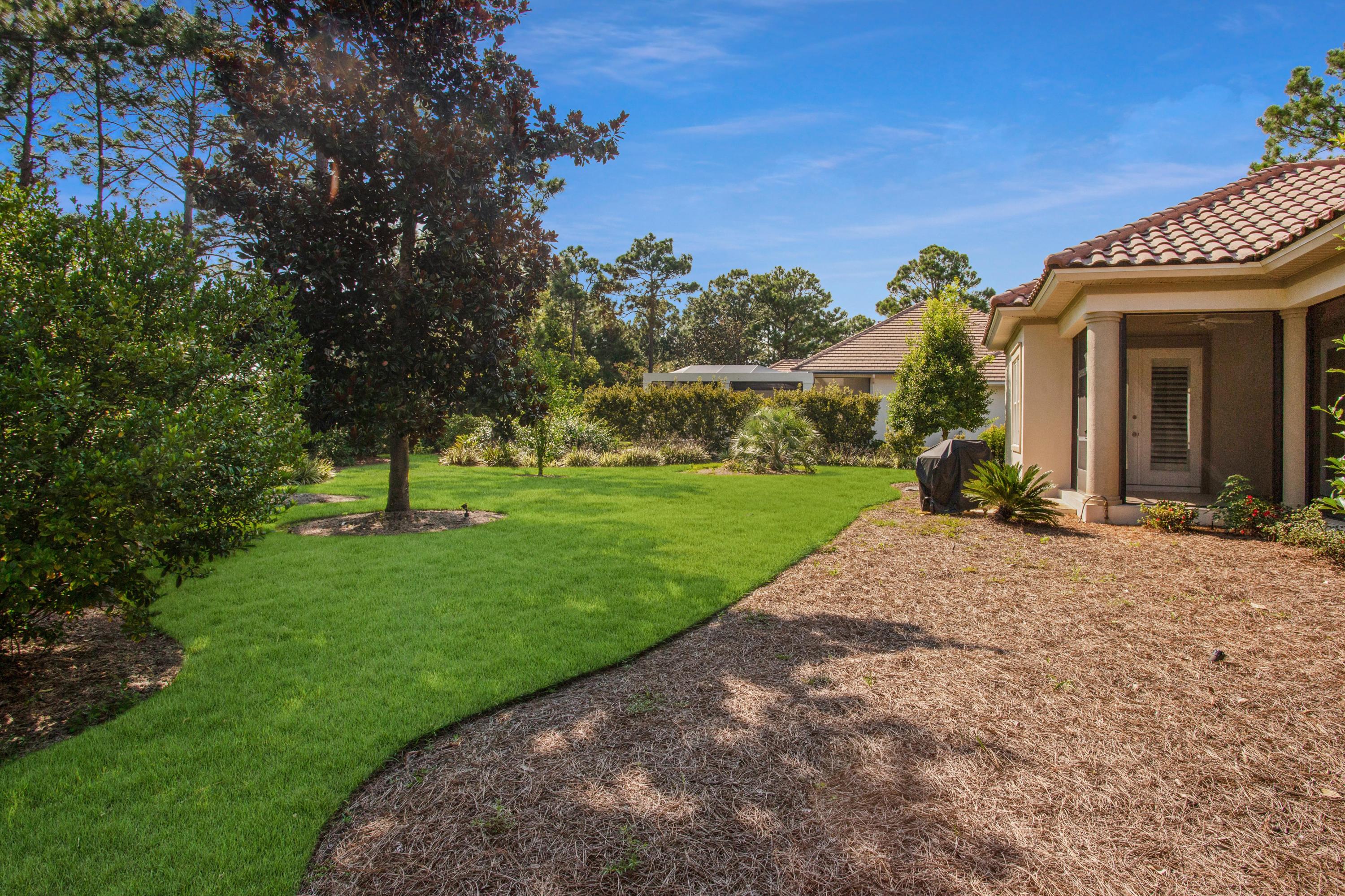 Baytowne Ave East - Residential