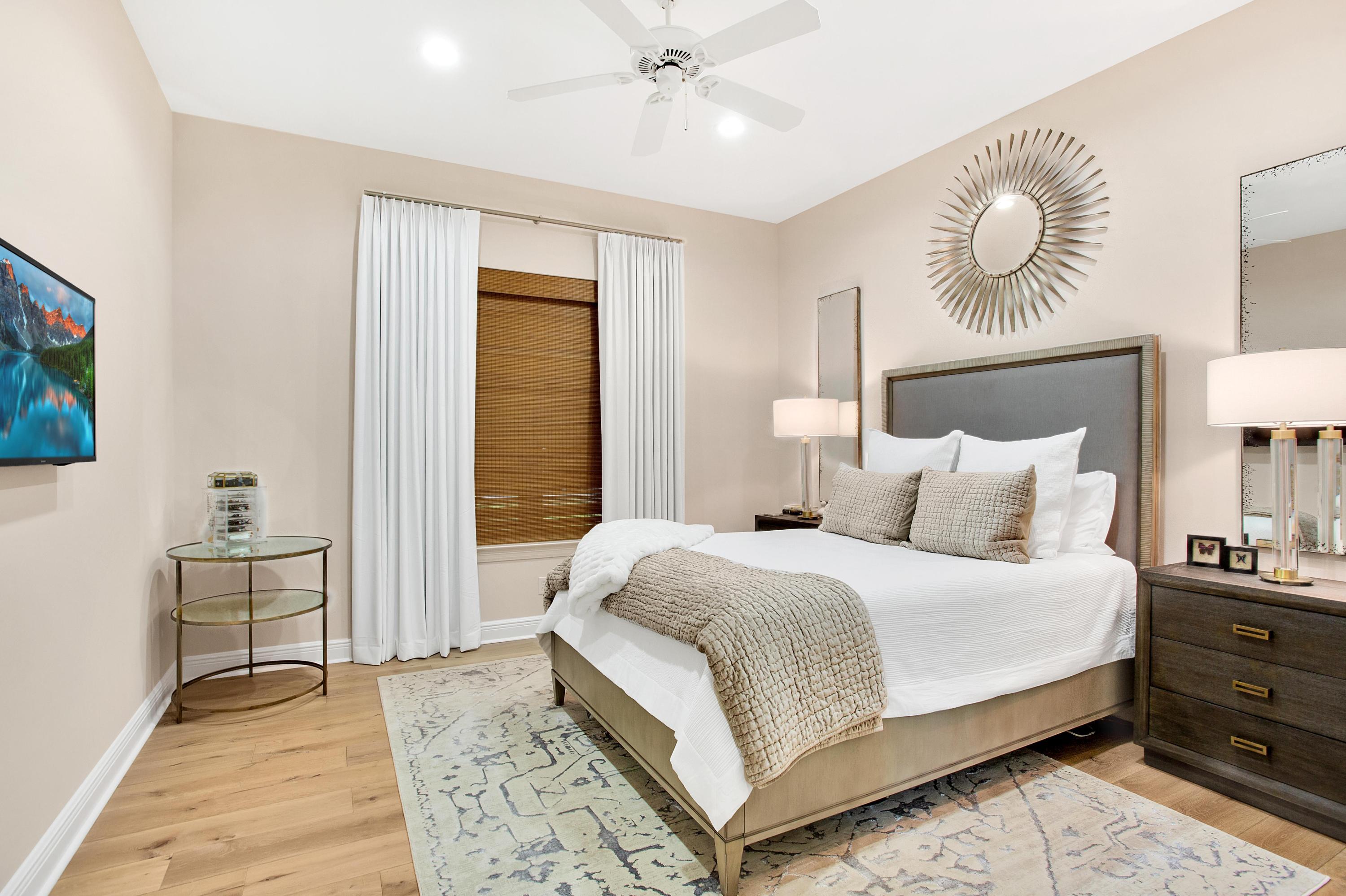 Baytowne Ave East - Residential