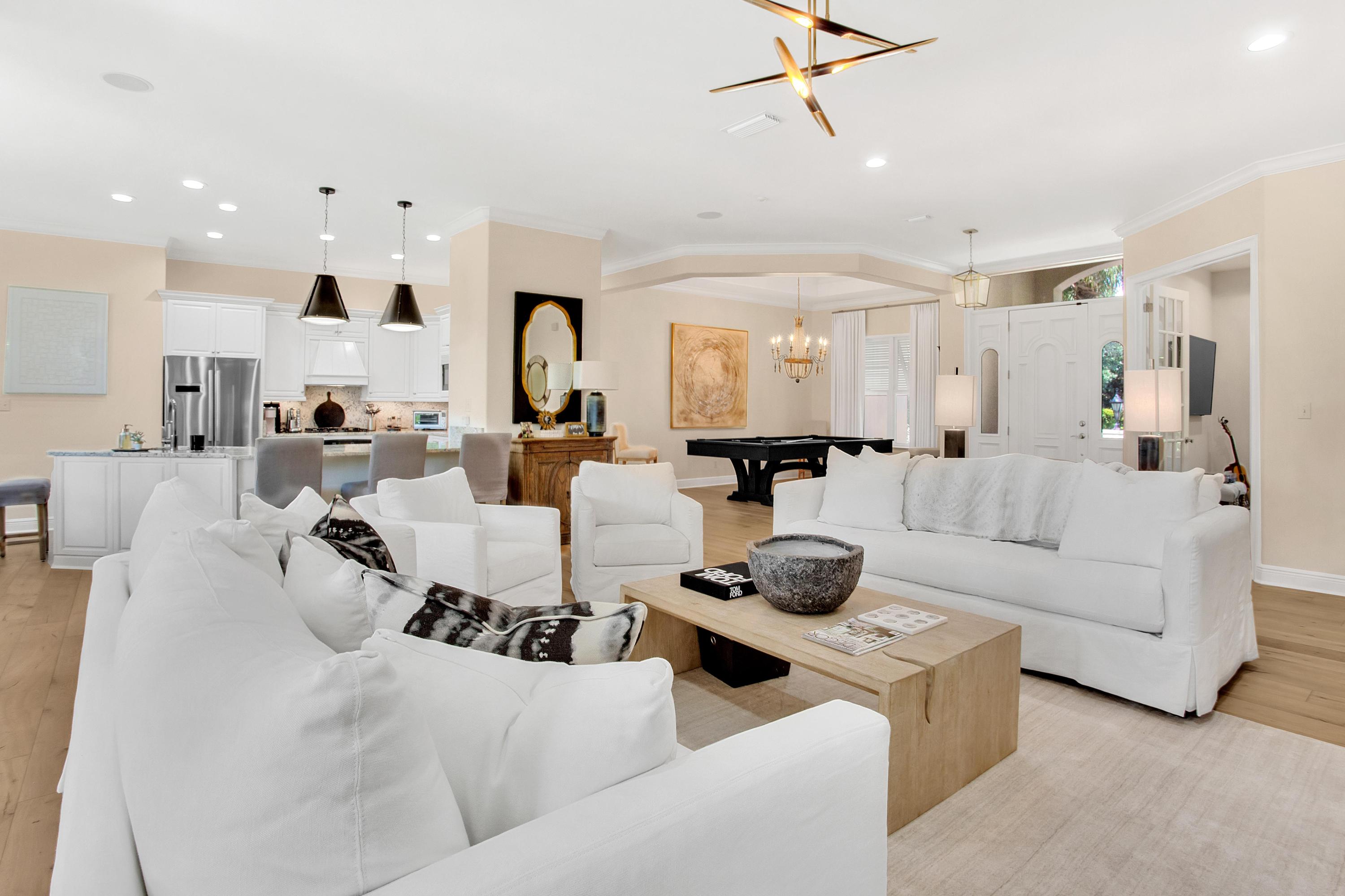 Baytowne Ave East - Residential