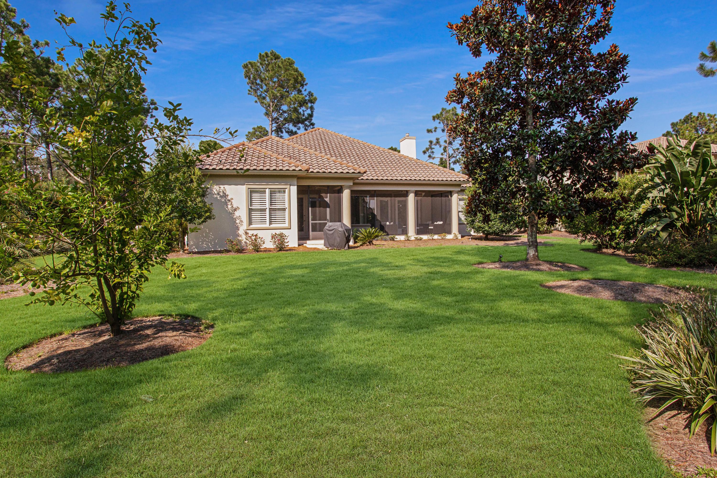 Baytowne Ave East - Residential