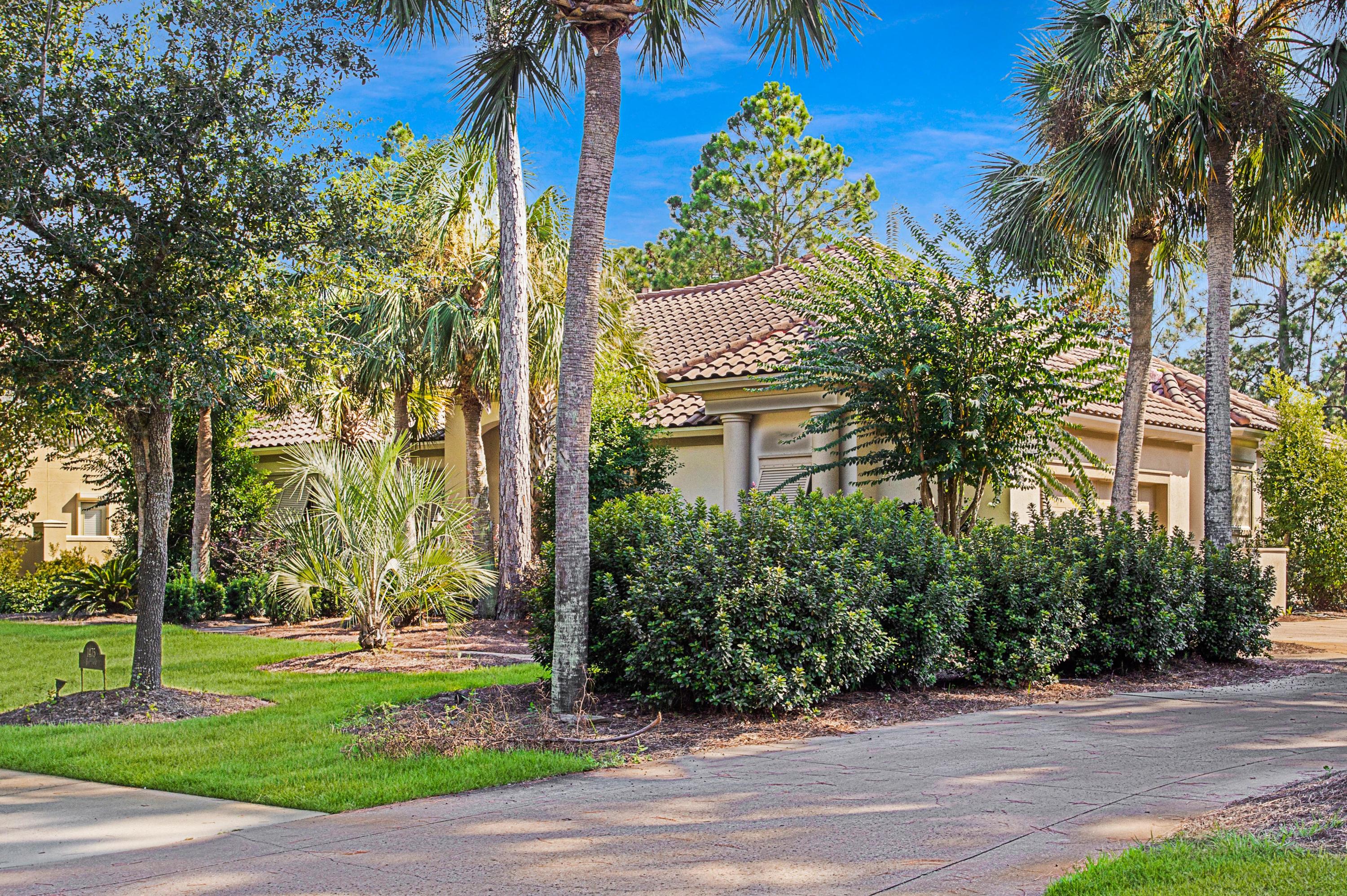 Baytowne Ave East - Residential