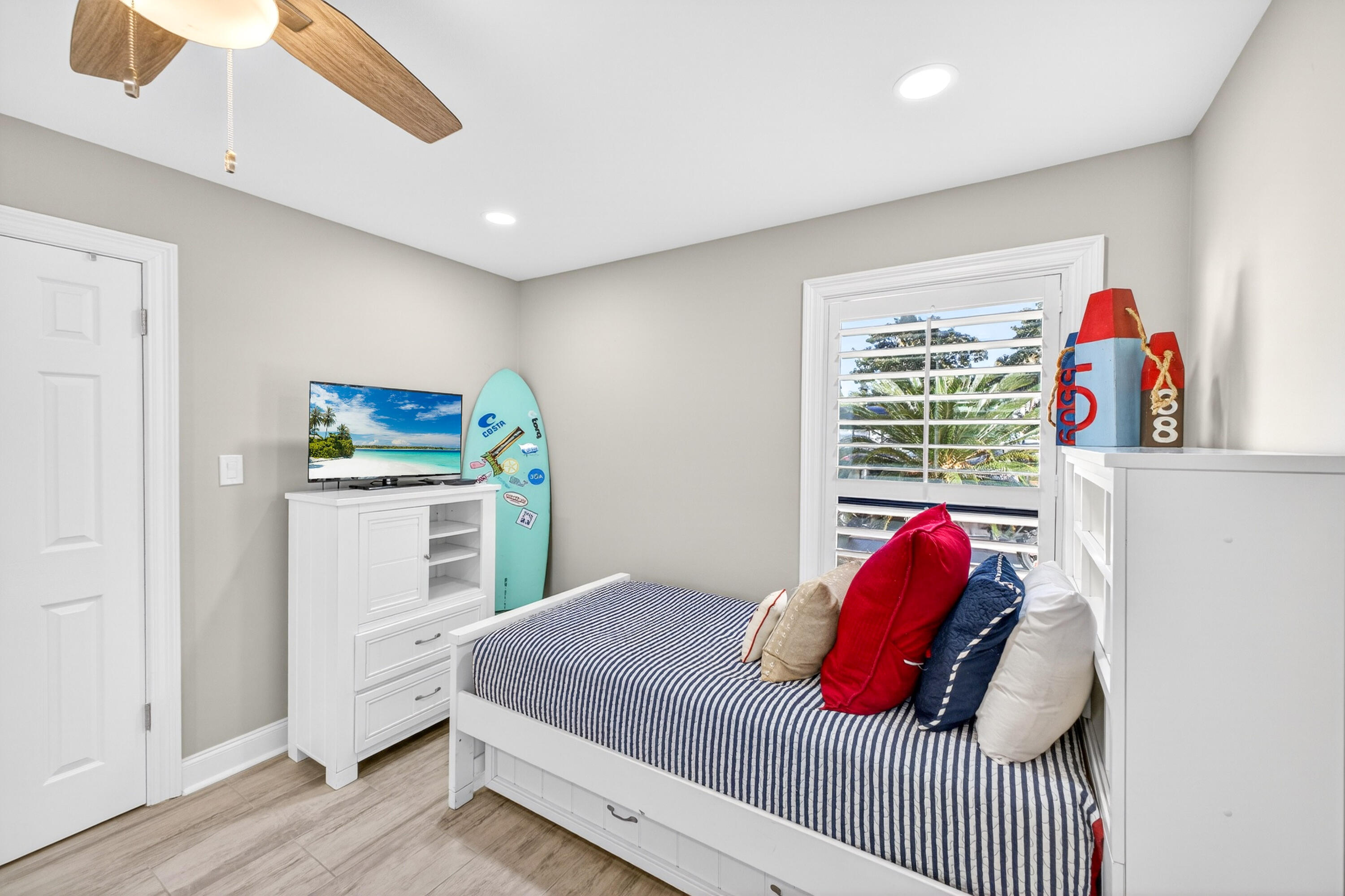 SANDPIPER VILLAGE CONDO - Residential